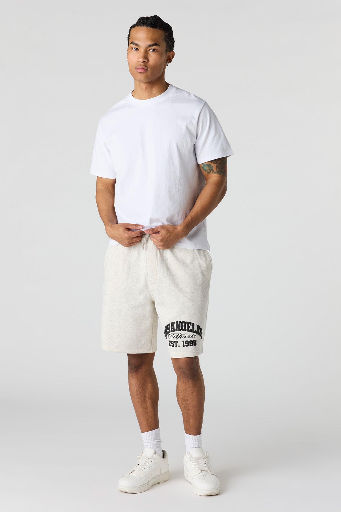 Graphic Fleece Short 8.5"