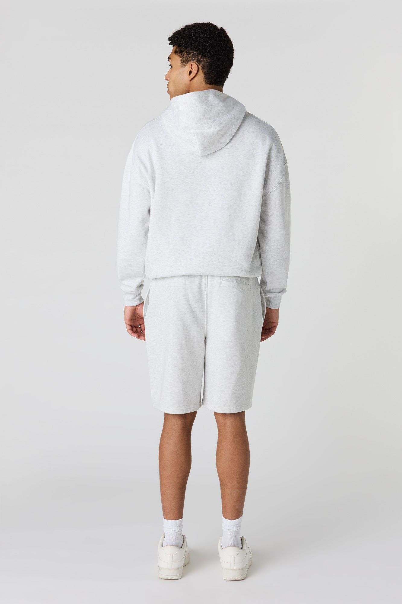 Graphic Fleece Short 8.5"