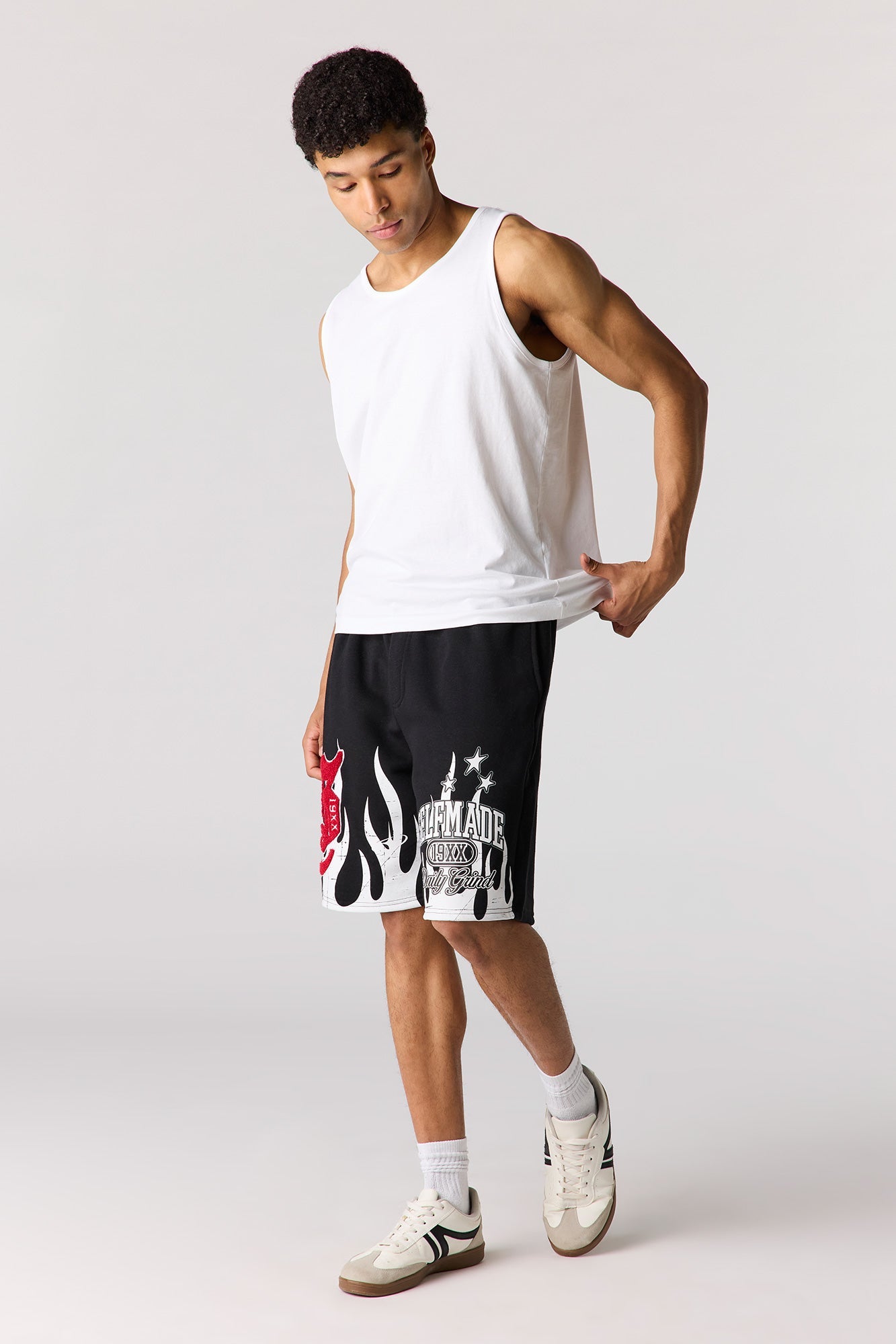 Graphic Fleece Short 8.5"