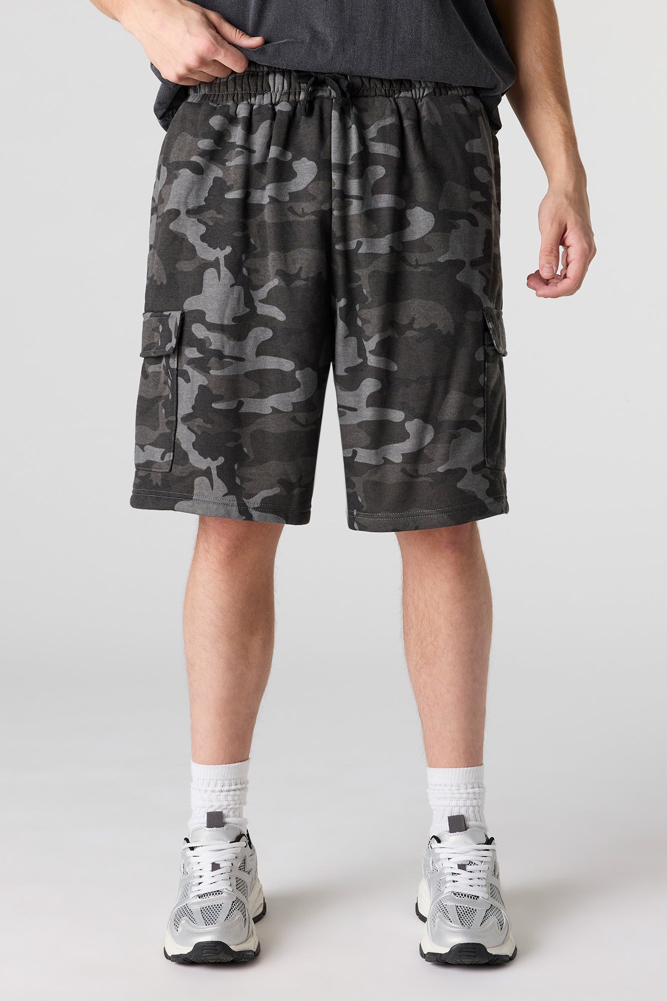 Fleece Baggy Cargo Short 8.5"