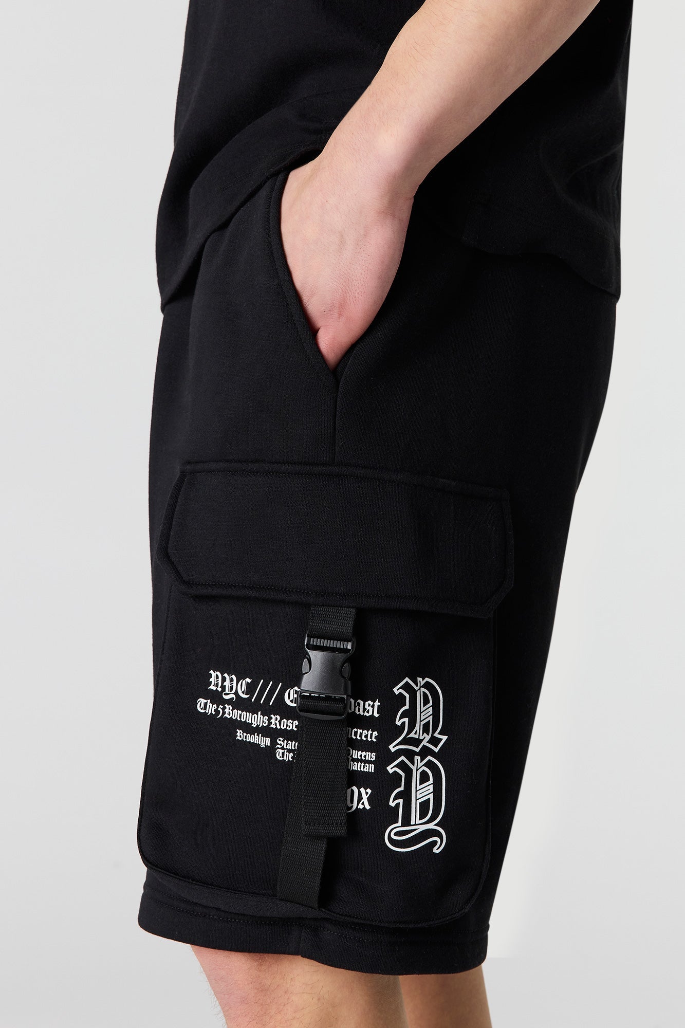 Graphic Fleece Cargo Short 8.5"