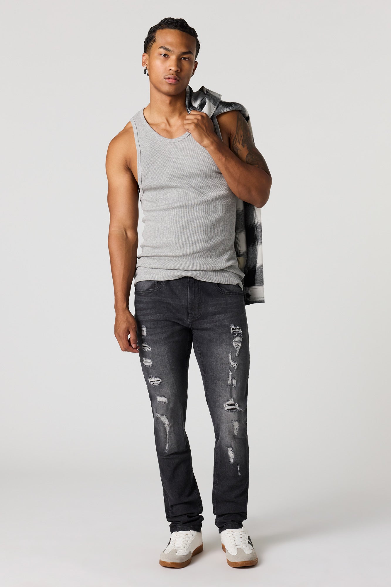 Ripped Skinny Black Jean