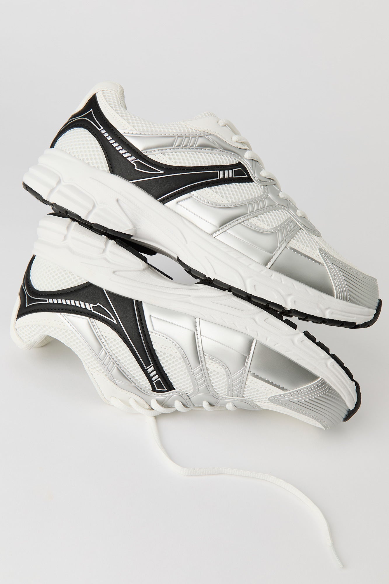 Chunky Mesh Sneaker