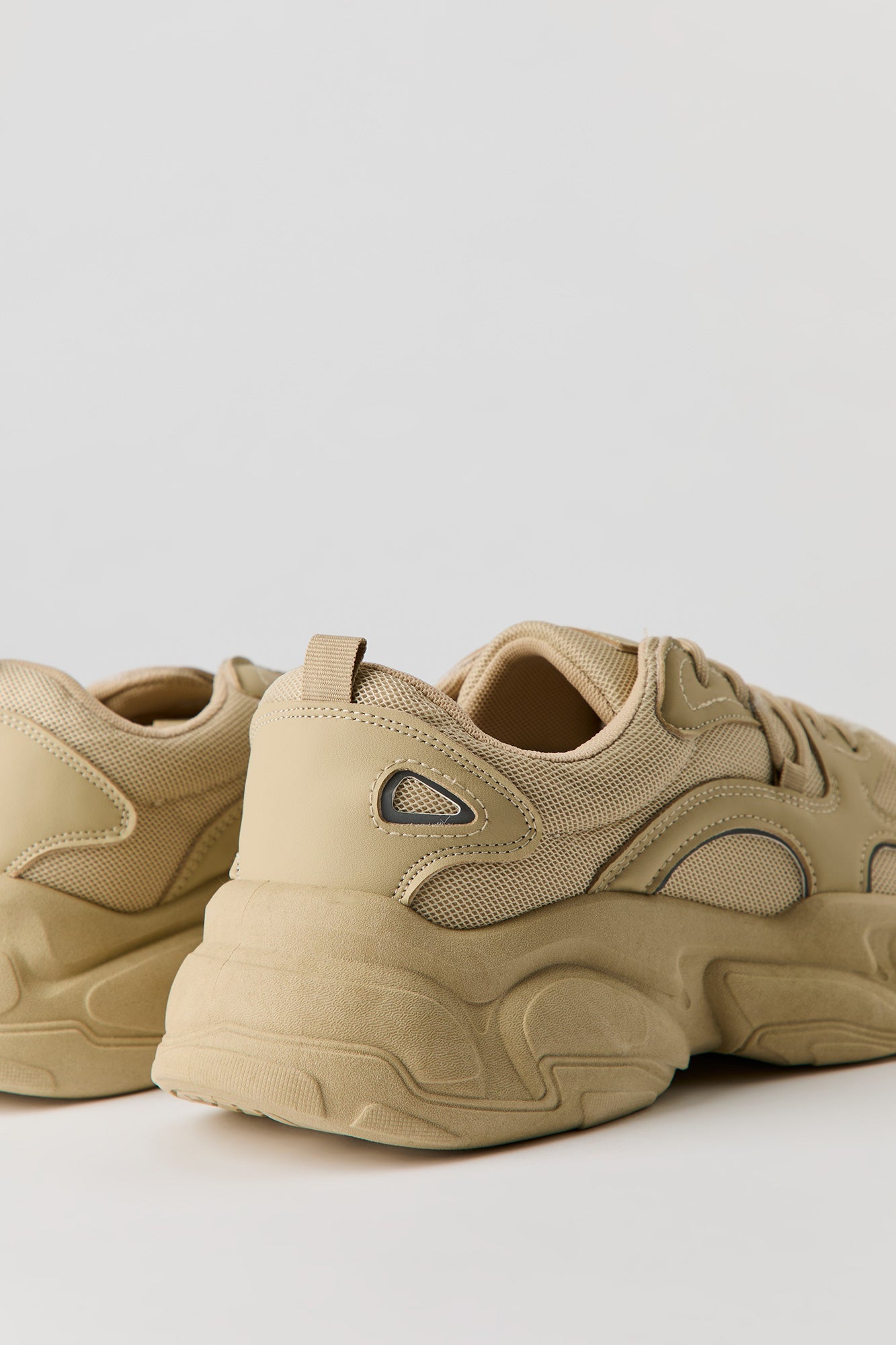 Chunky Mesh Sneaker