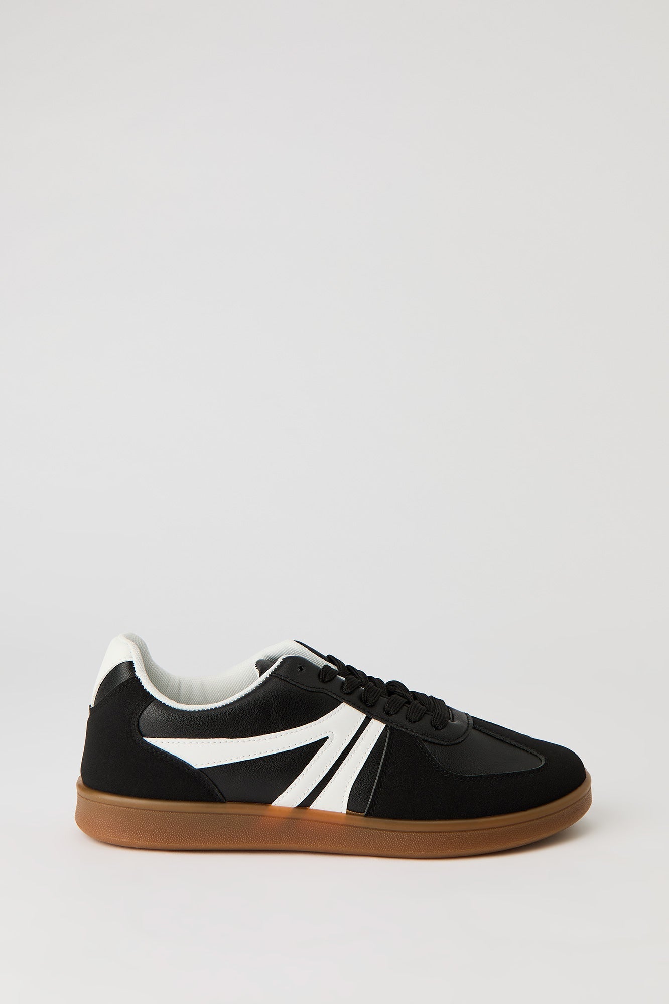Retro Sneaker