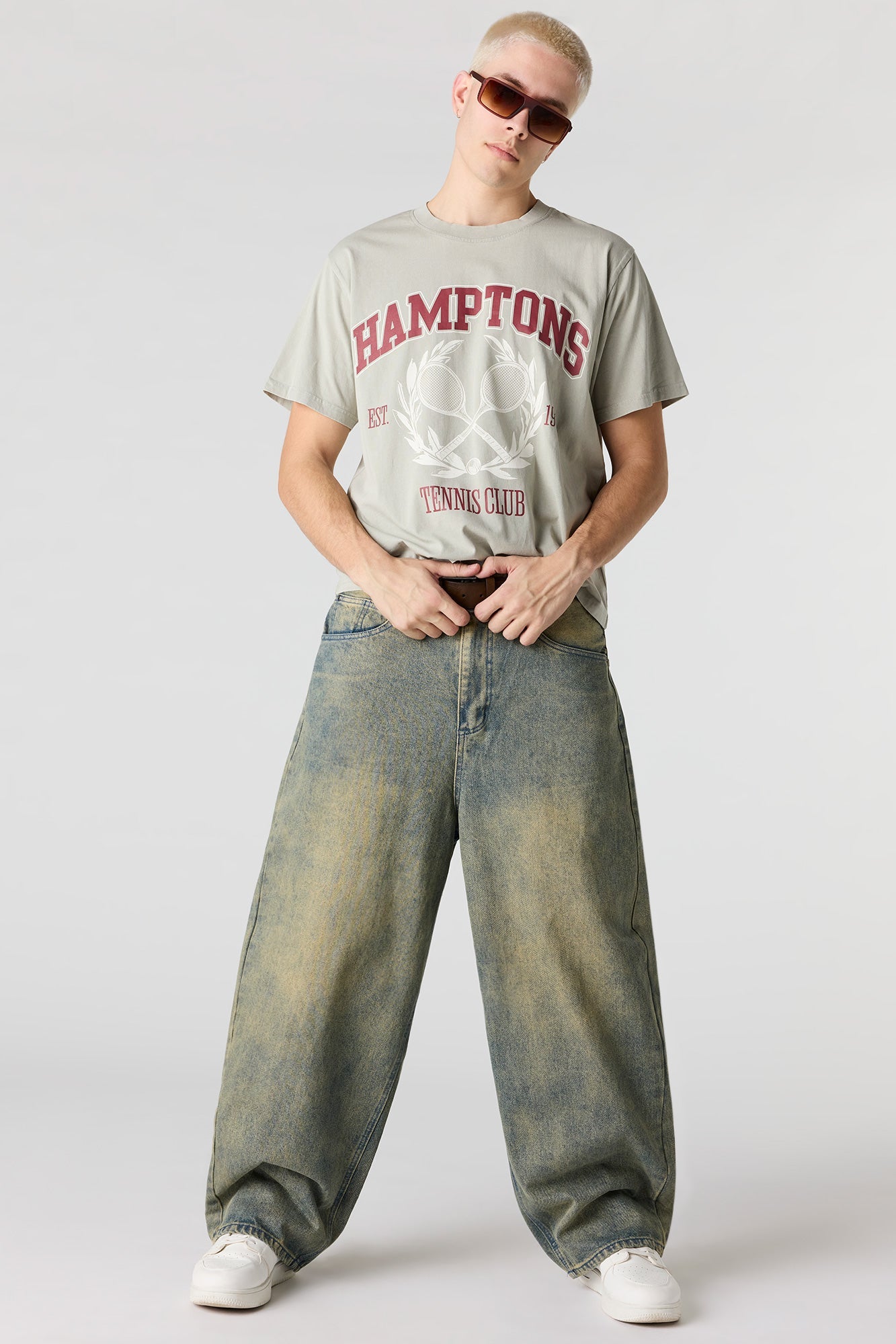 Club Graphic Washed T-Shirt