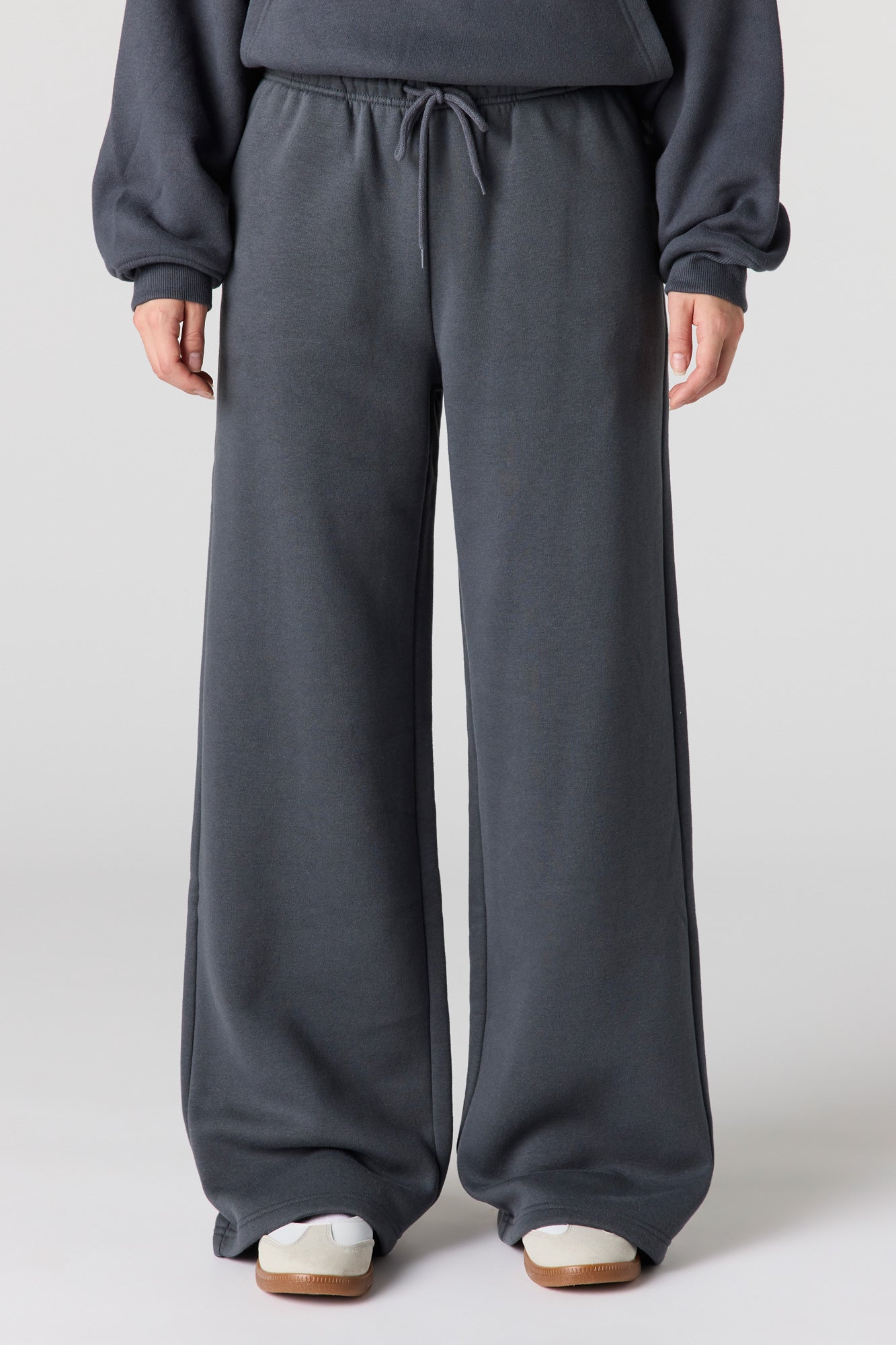 Luxe Fleece Graphic Wide Leg Sweatpant