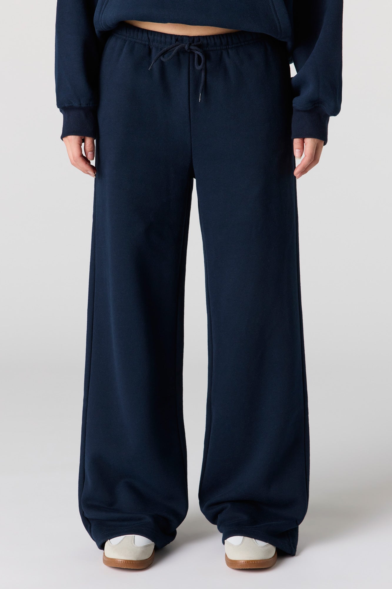 Luxe Fleece Graphic Wide Leg Sweatpant