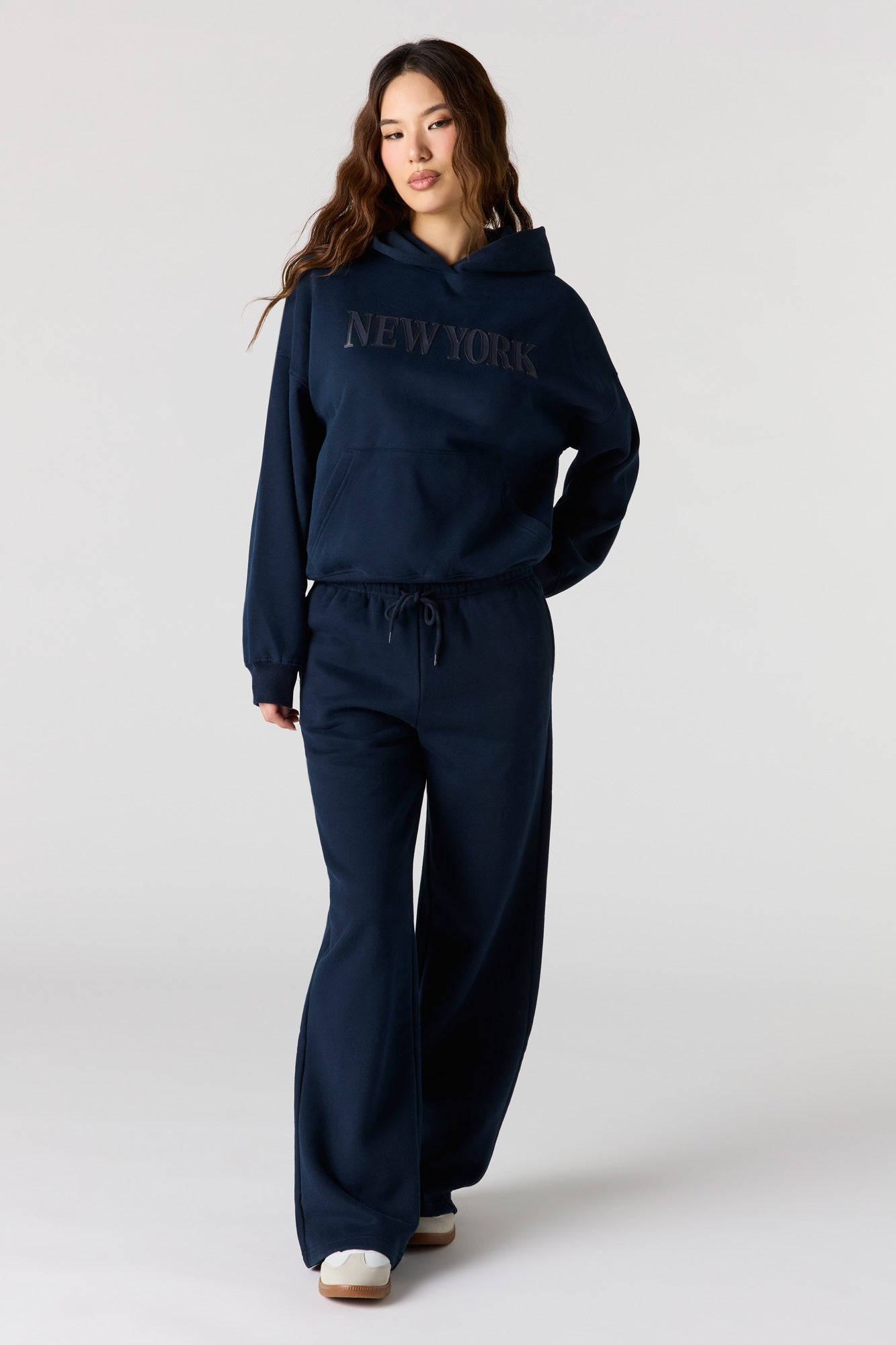 Luxe Fleece Graphic Wide Leg Sweatpant