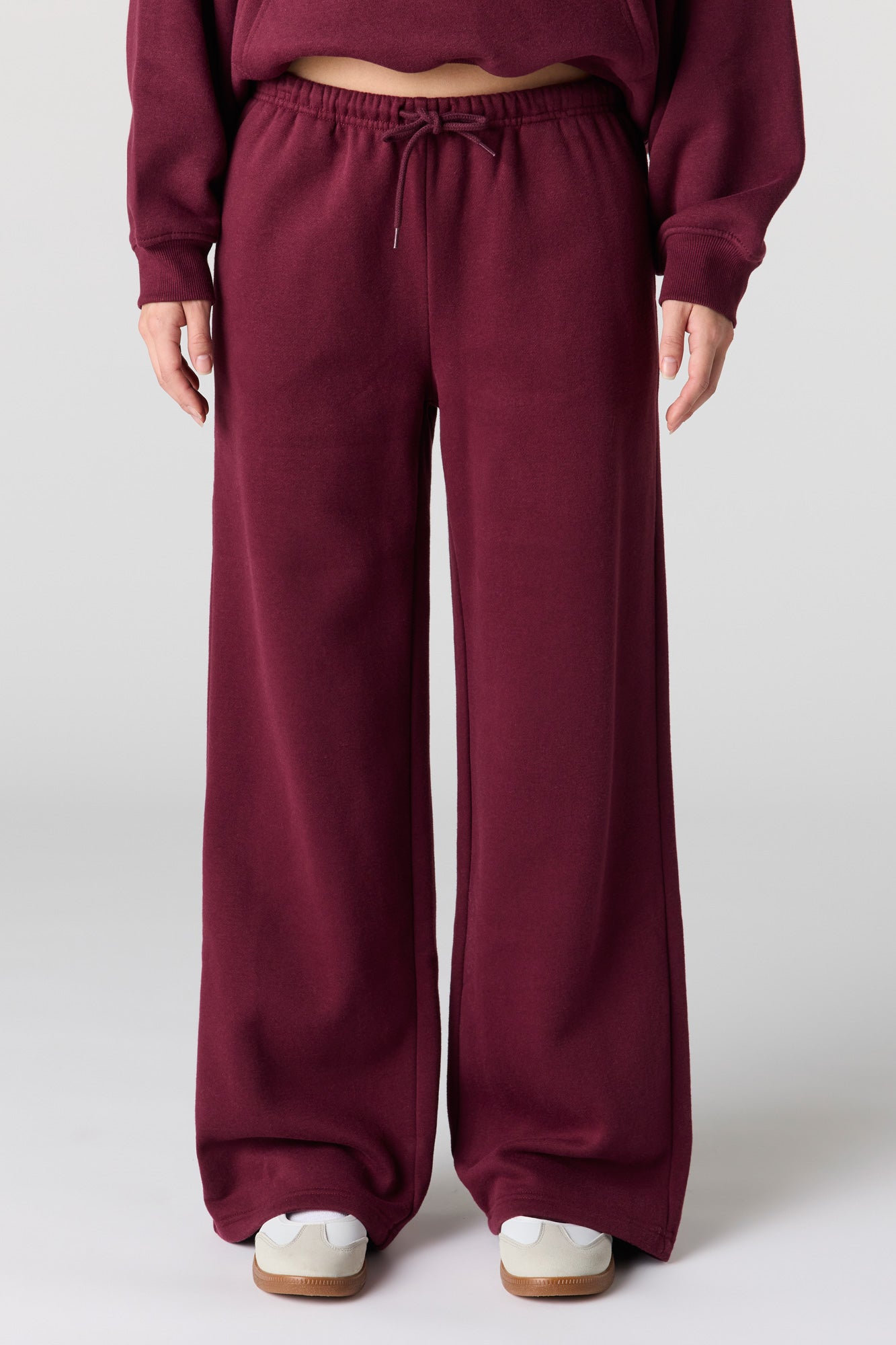 Luxe Fleece Graphic Wide Leg Sweatpant