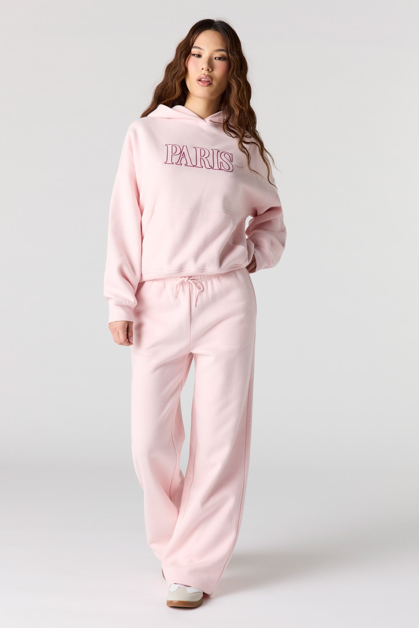 Luxe Fleece Graphic Wide Leg Sweatpant