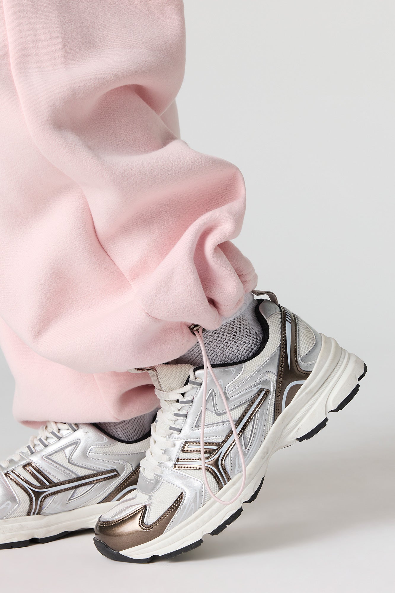 Luxe Fleece Barrel Jogger