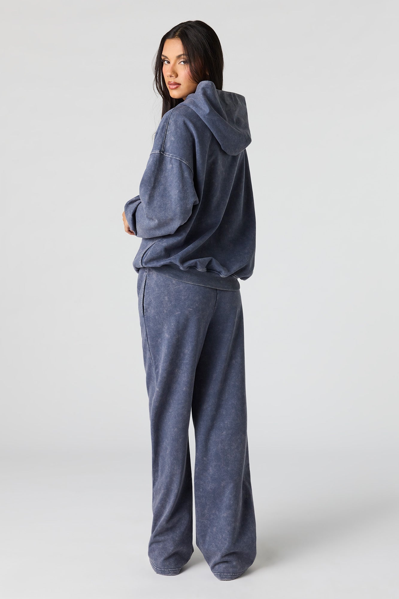 Luxe Fleece Washed Wide Leg Sweatpant
