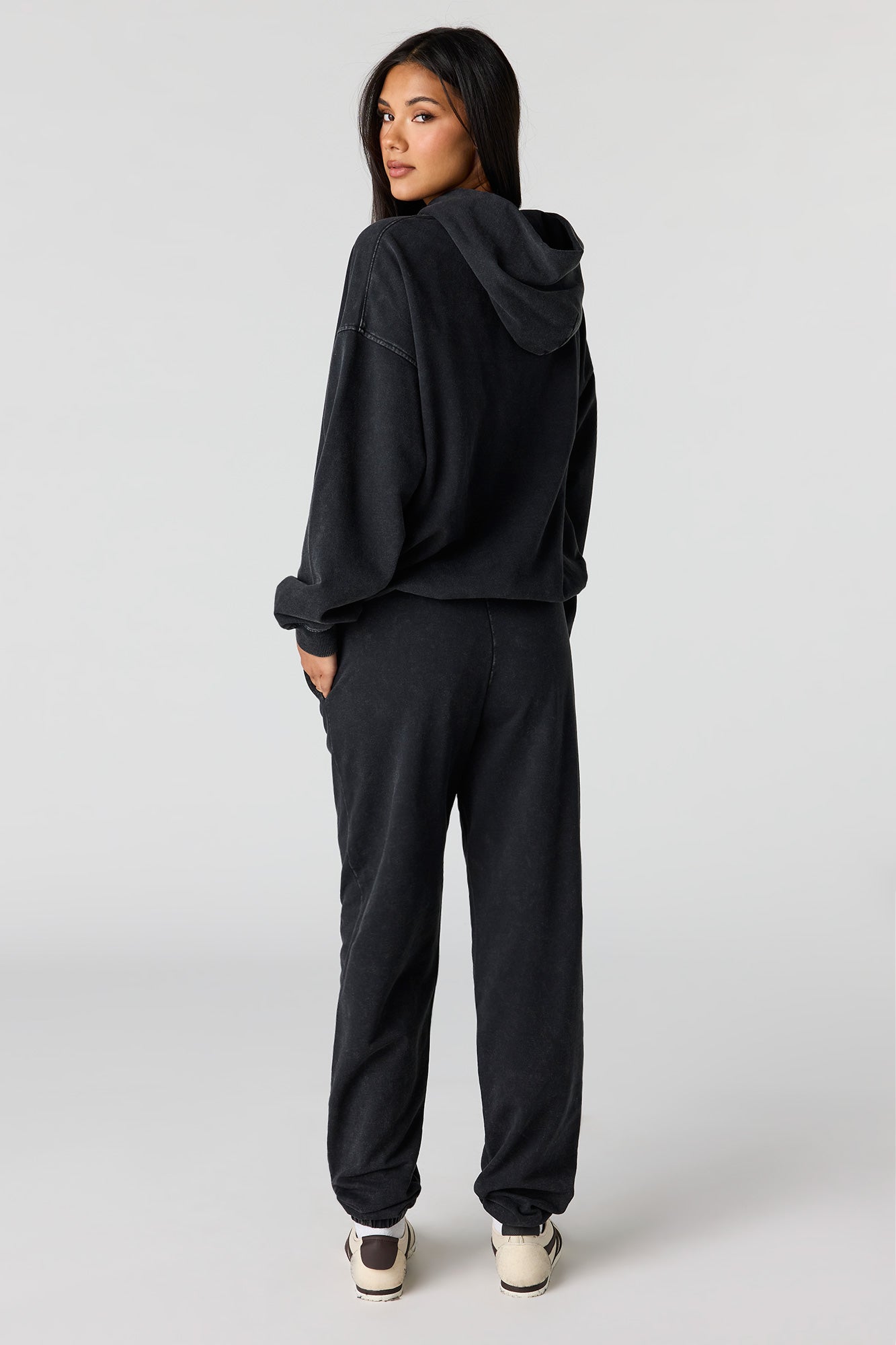 Luxe Fleece Washed Low Rise Jogger