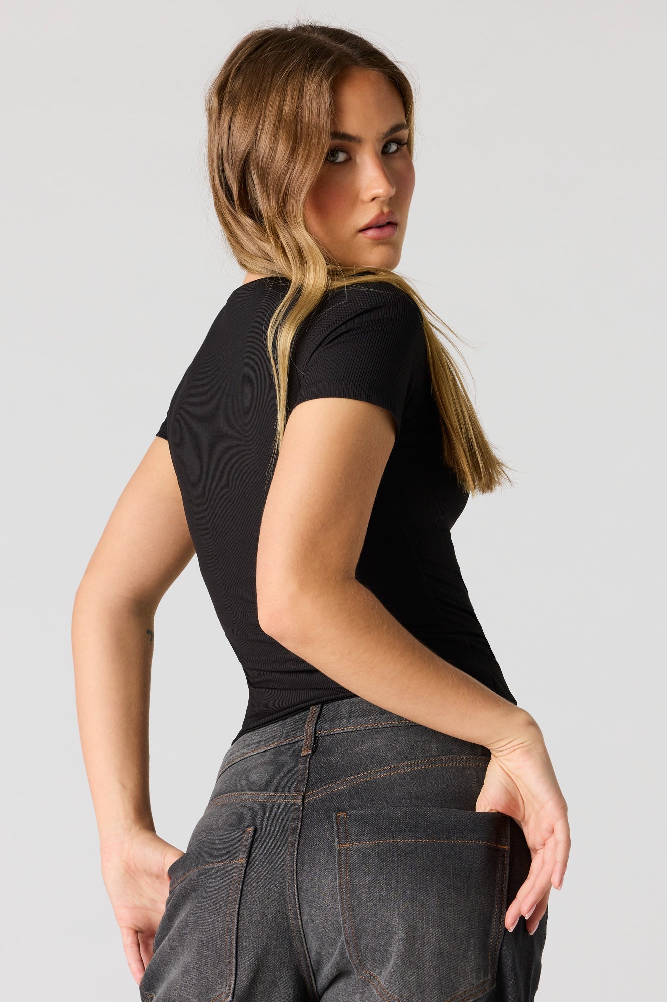 Contour Ribbed Short Sleeve Top