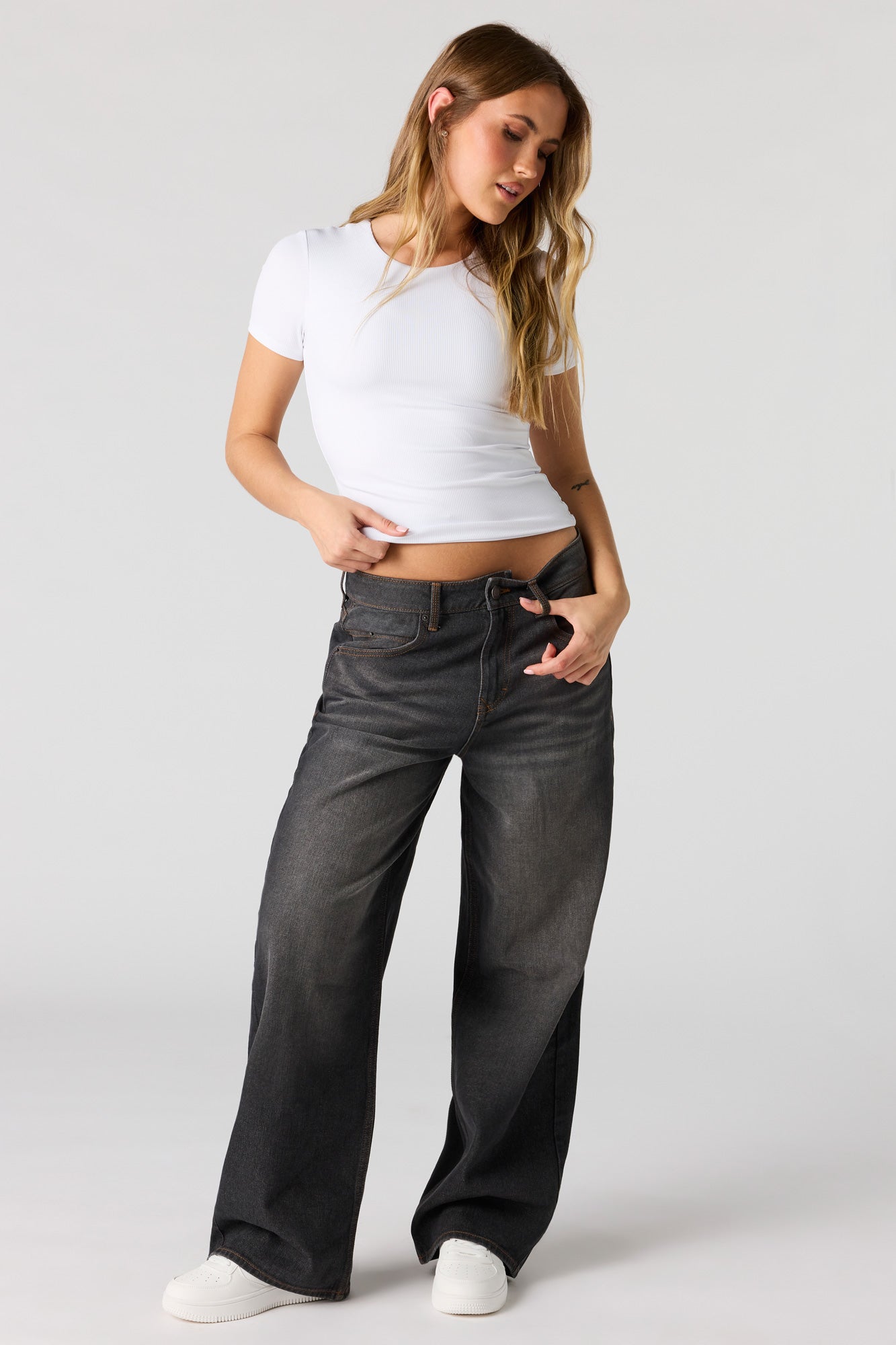 Contour Ribbed Short Sleeve Top