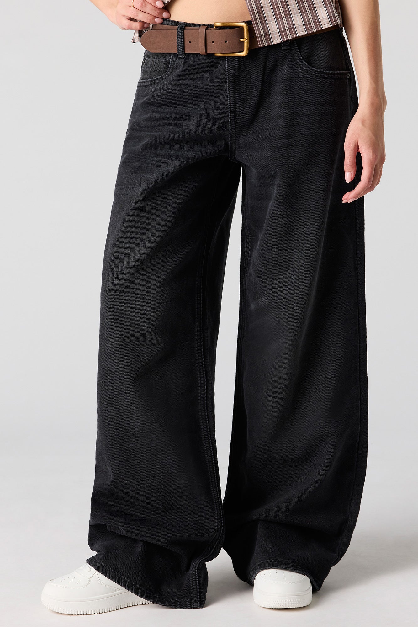 London Low-Rise Super Baggy Belted Jean