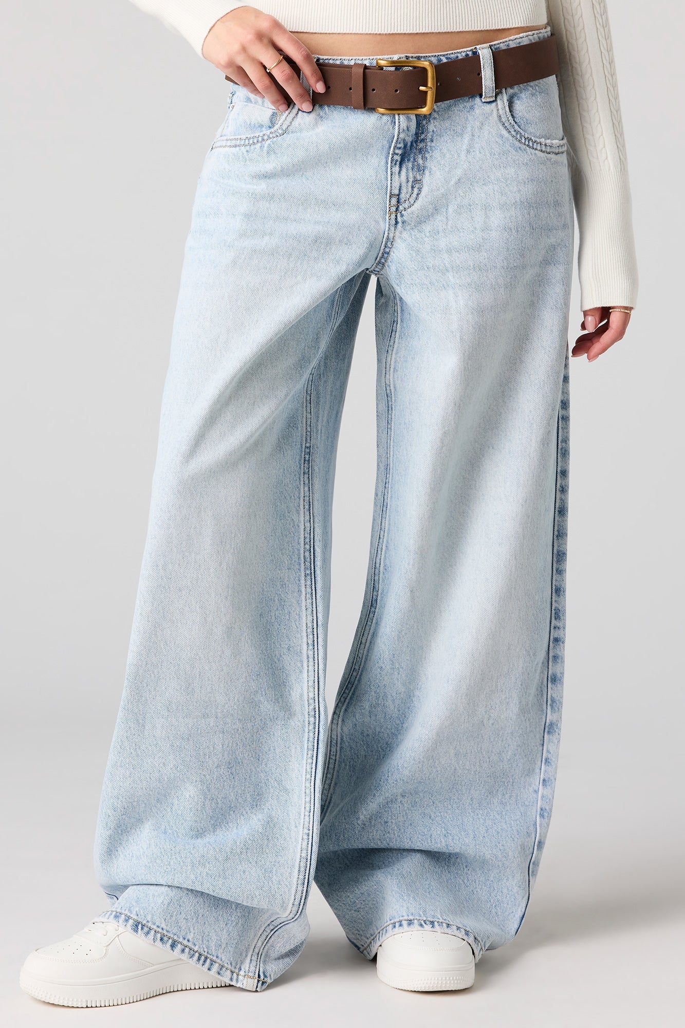 London Low-Rise Super Baggy Belted Jean