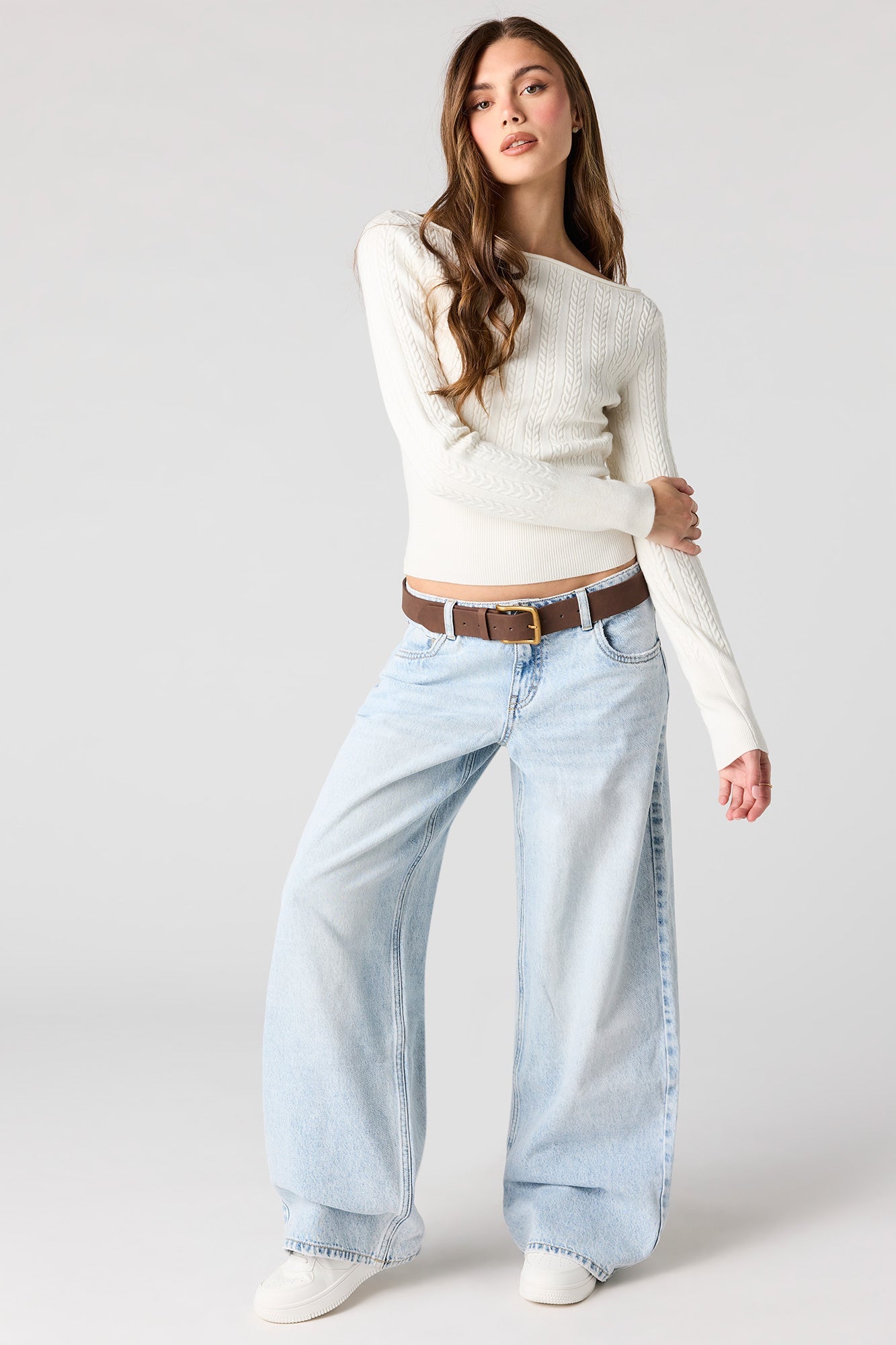 London Low-Rise Super Baggy Belted Jean