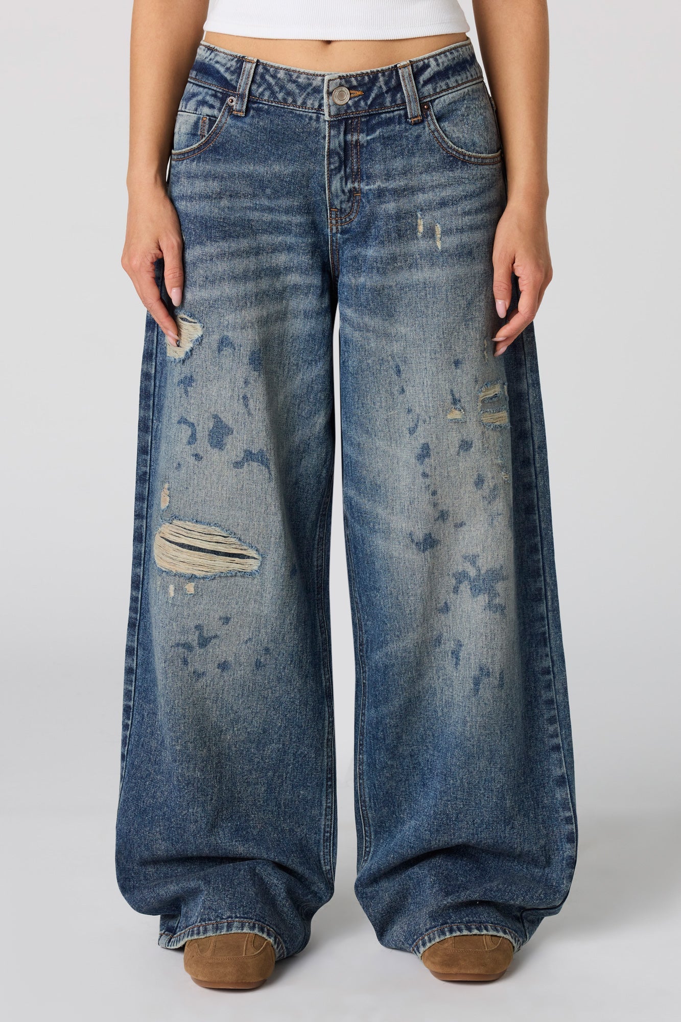Low Rise Ripped Super Baggy Jean