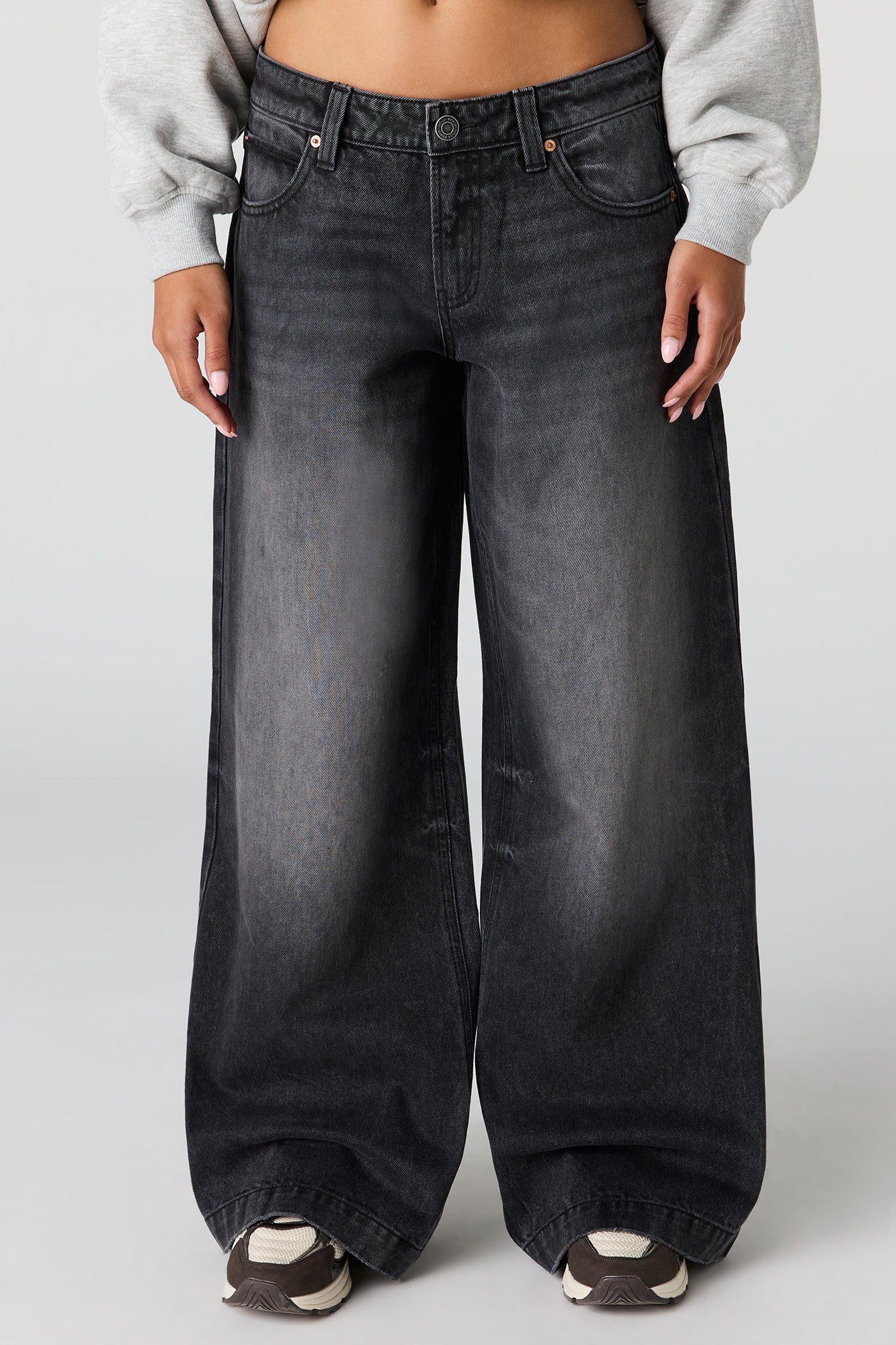 Low Rise Ultra Baggy Jean