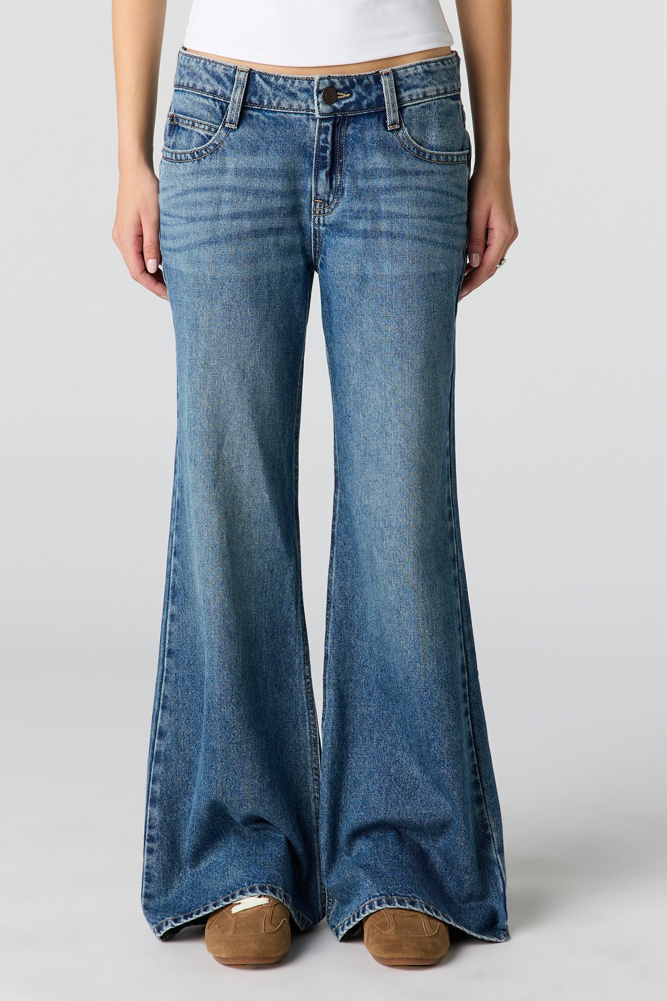 Low Rise Super Flare Jean
