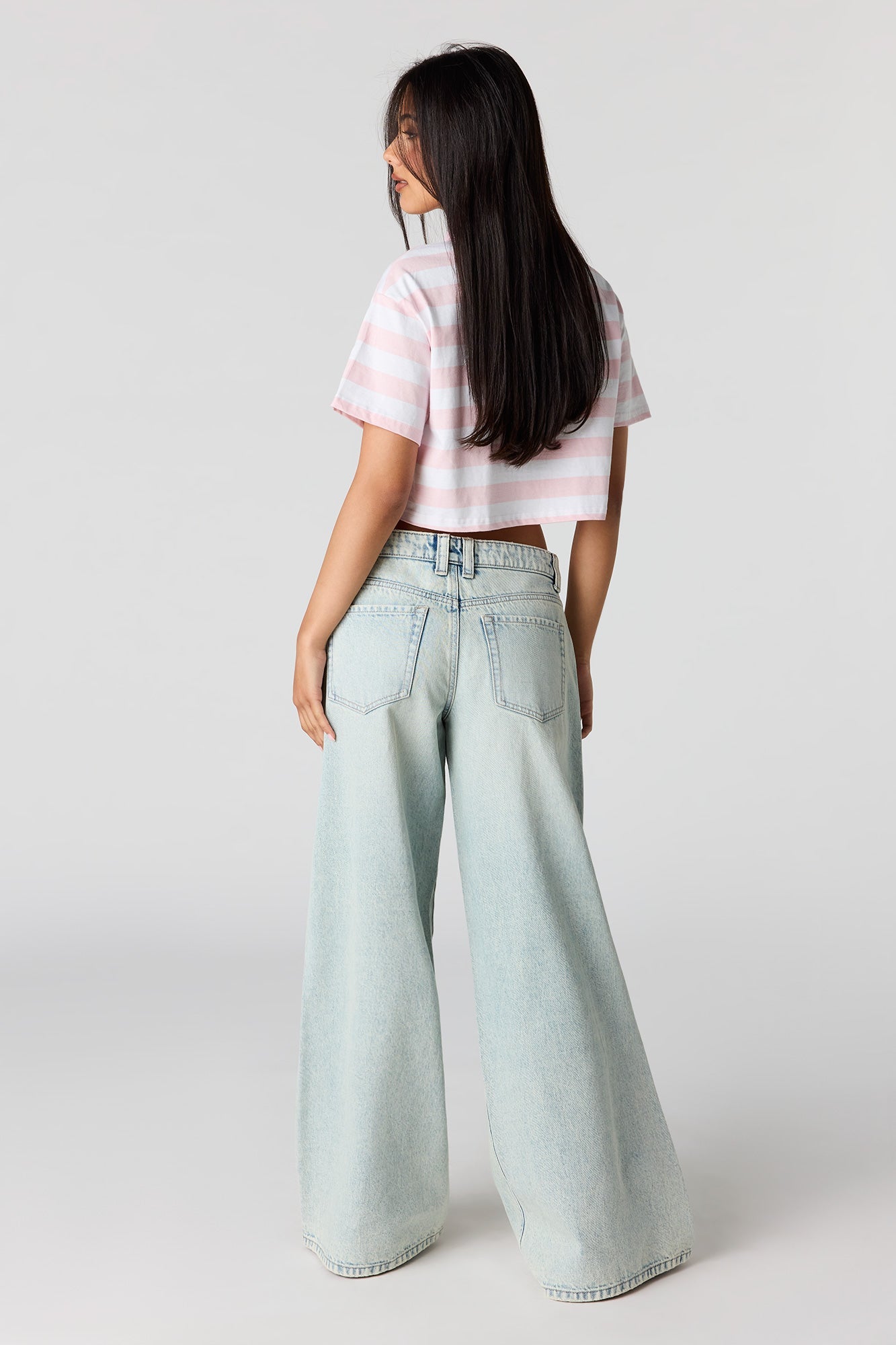 Mid Rise Superwide Leg Jean