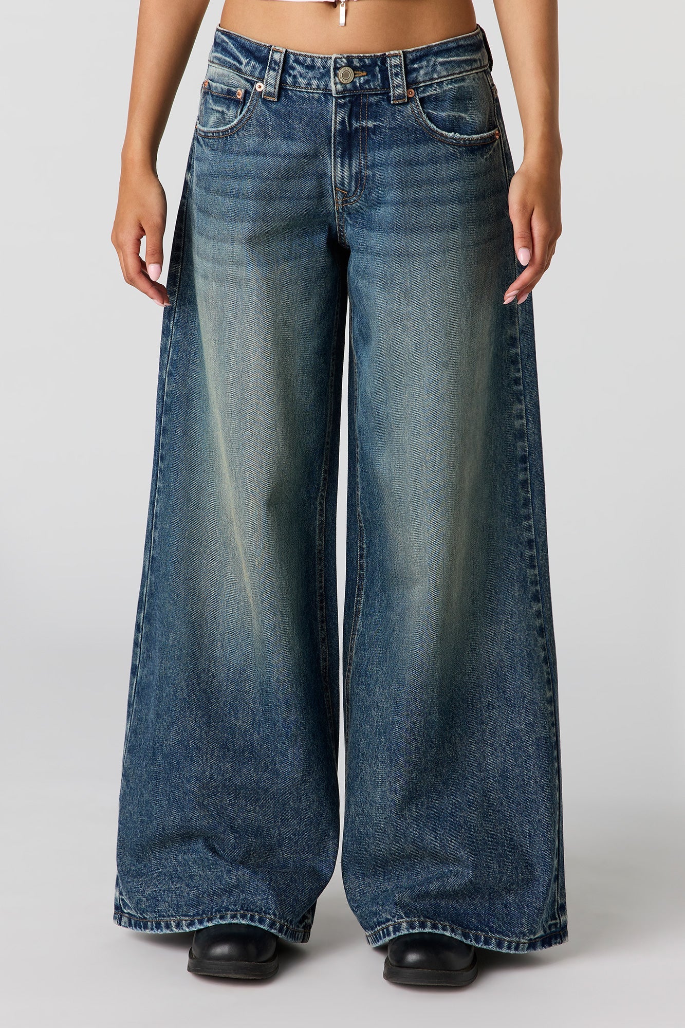 Mid Rise Superwide Leg Jean