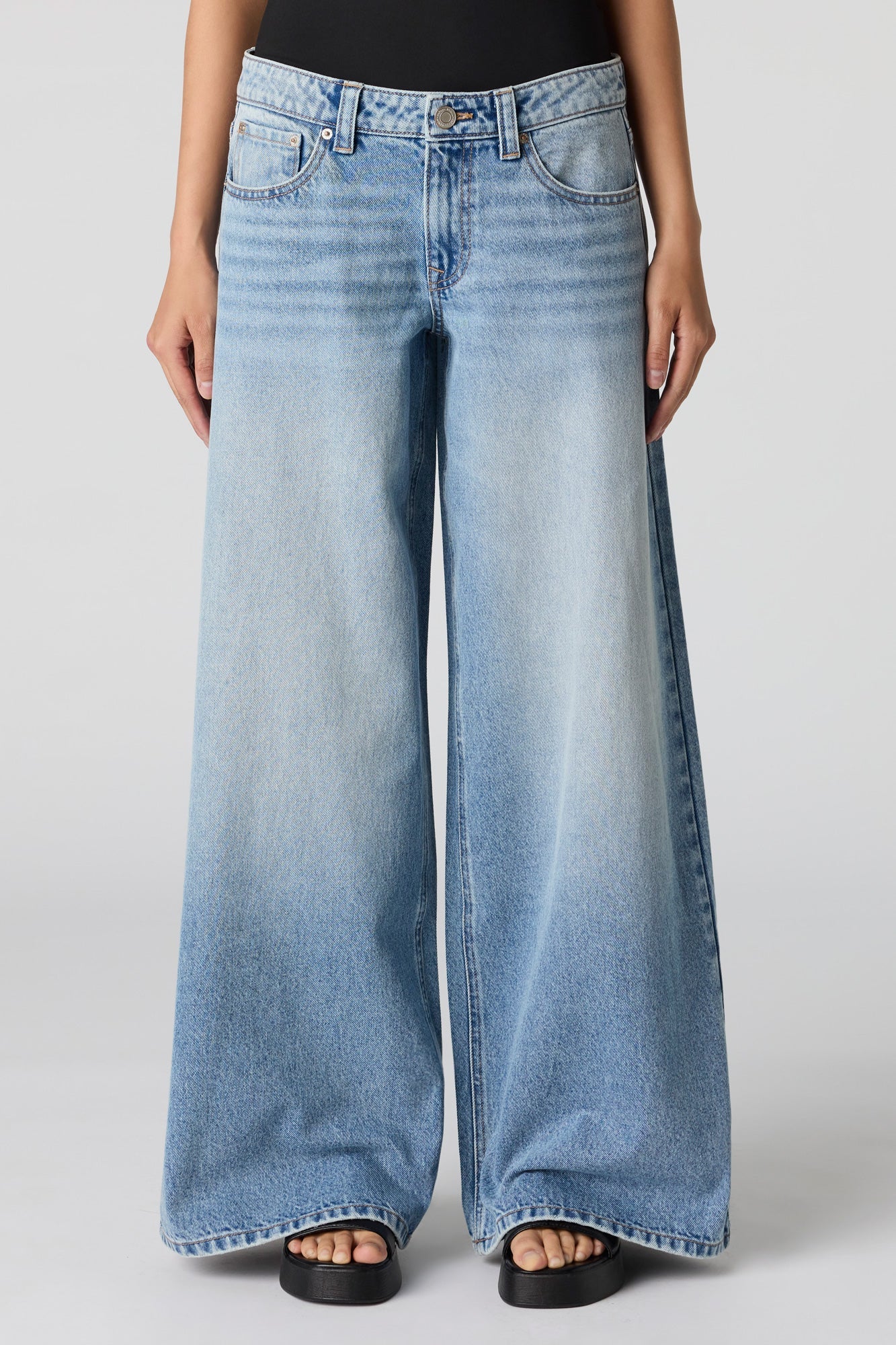 Mid Rise Superwide Leg Jean