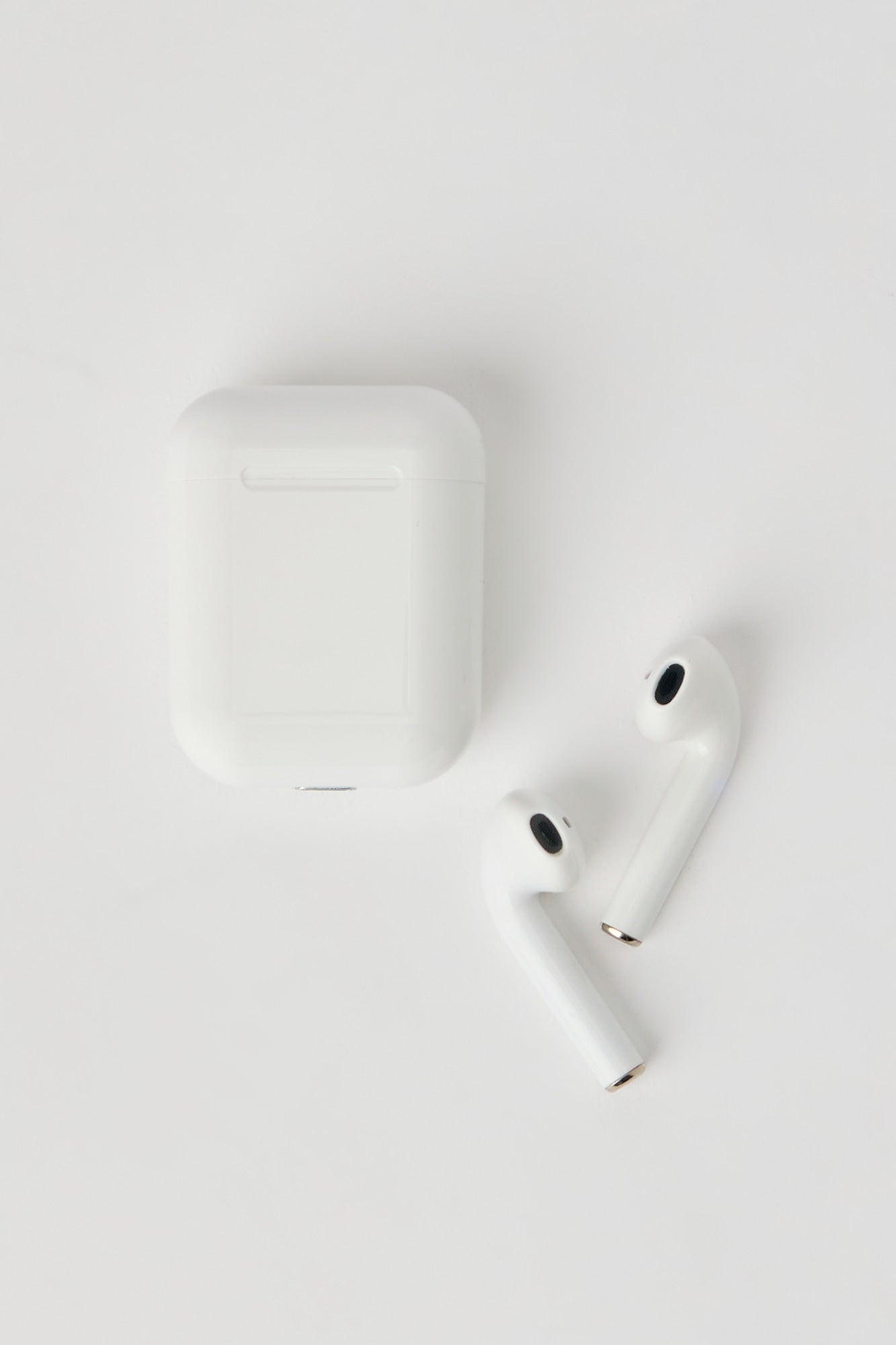 Wireless Bluetooth Earbuds & Charging Case