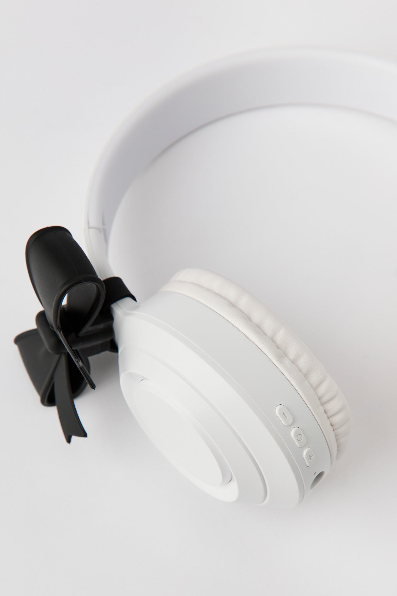 Wireless Headphones with Bow Attachments