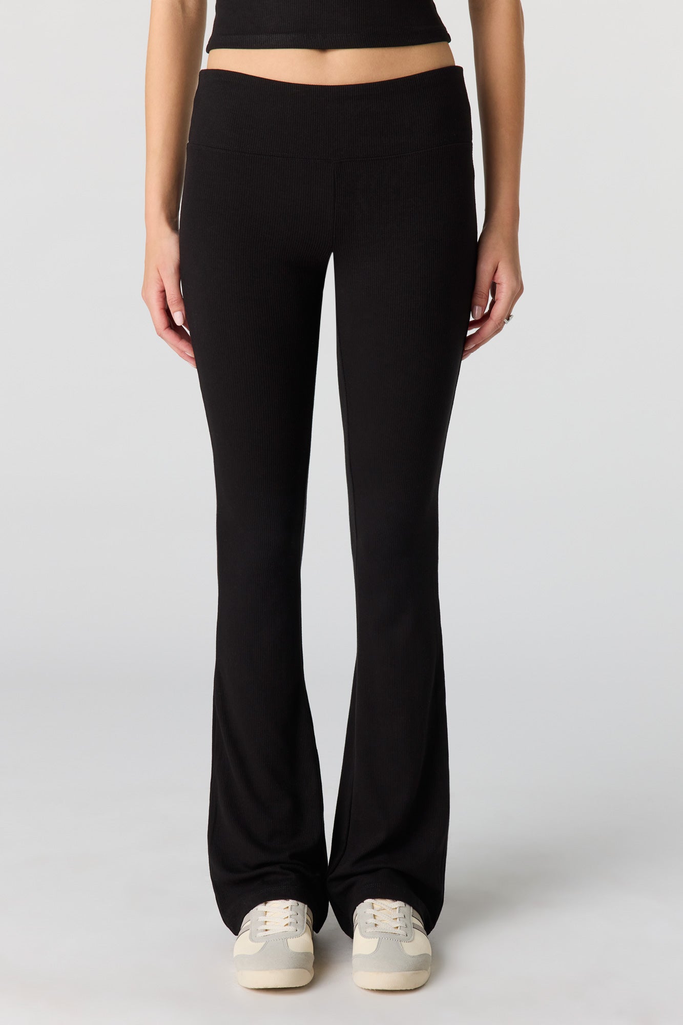 Soft Ribbed Flare Pant