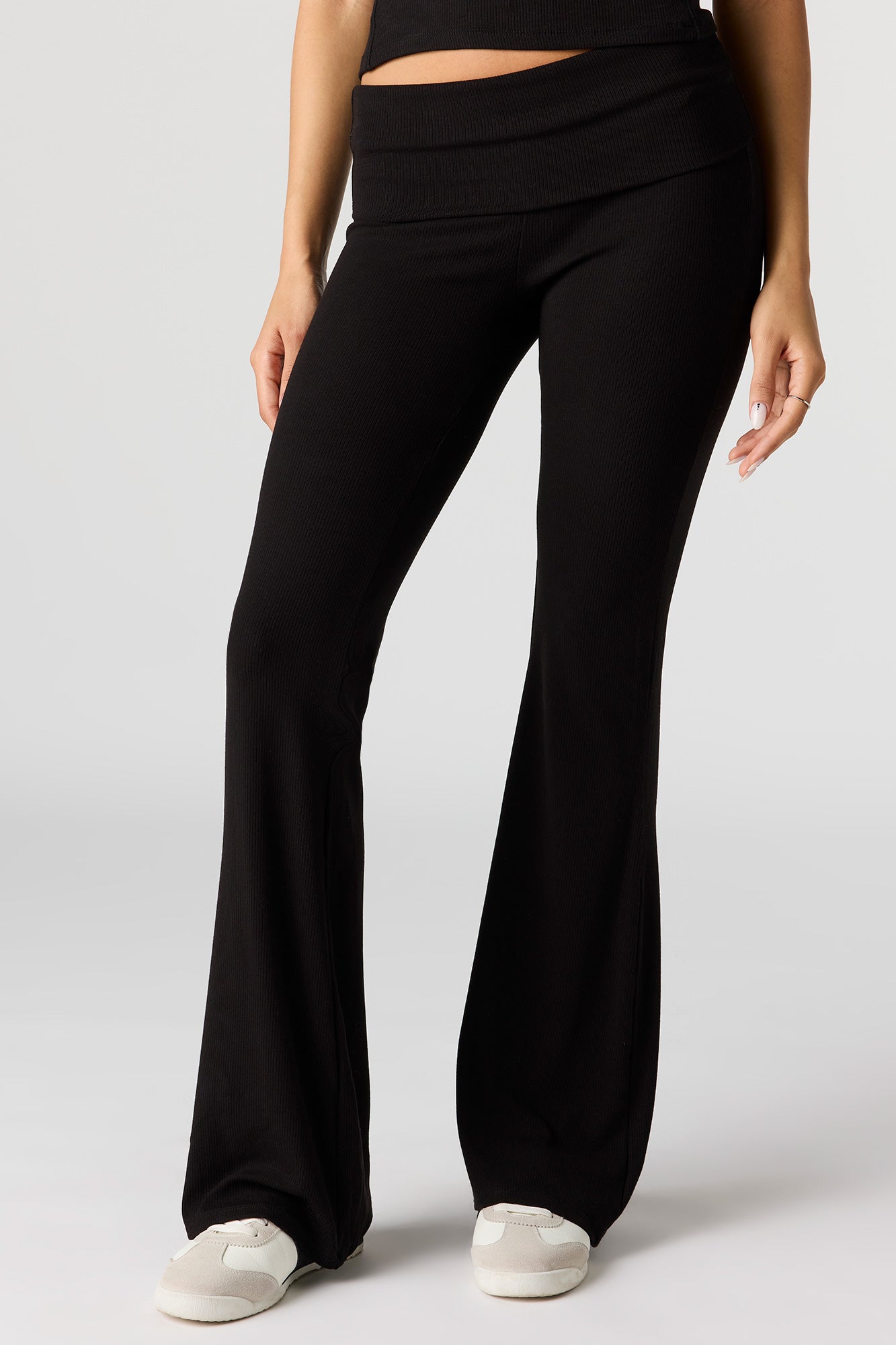 U/A Soft Foldover Flare Pant
