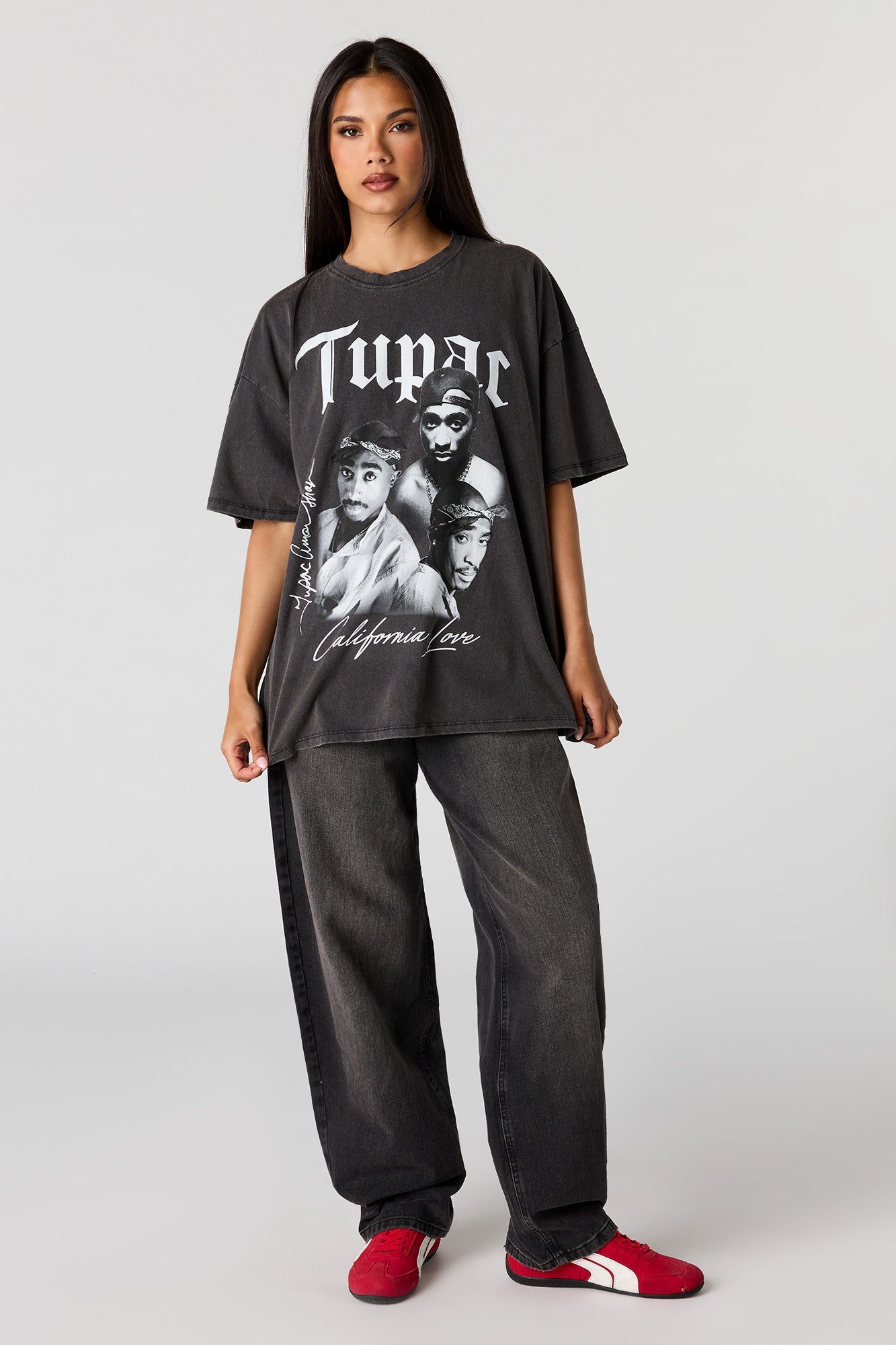 Tupac Graphic Washed Boyfriend T-Shirt