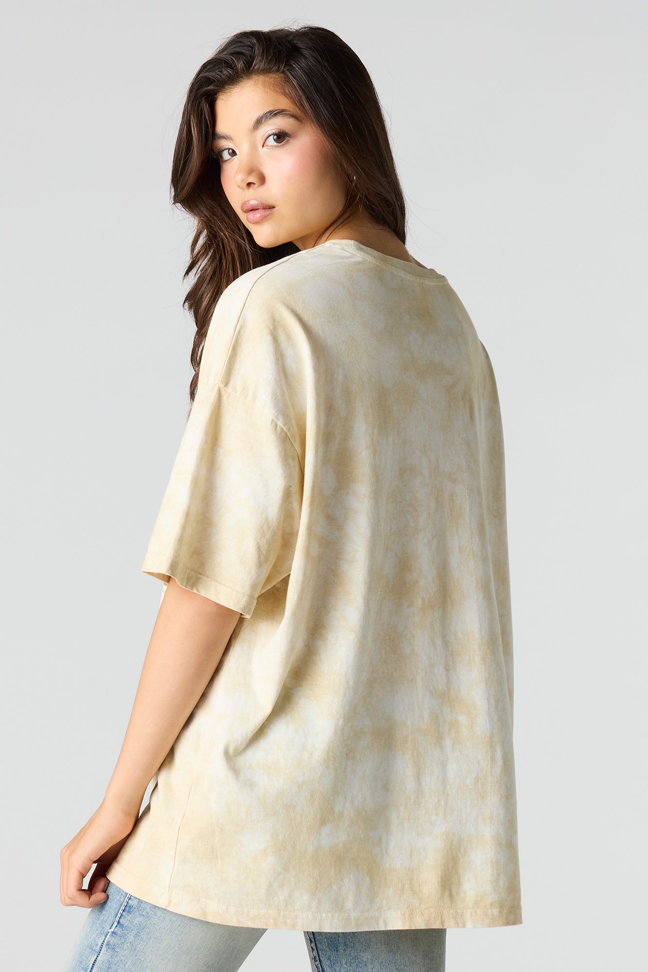 Oversized Willie Nelson Graphic Washed T-Shirt