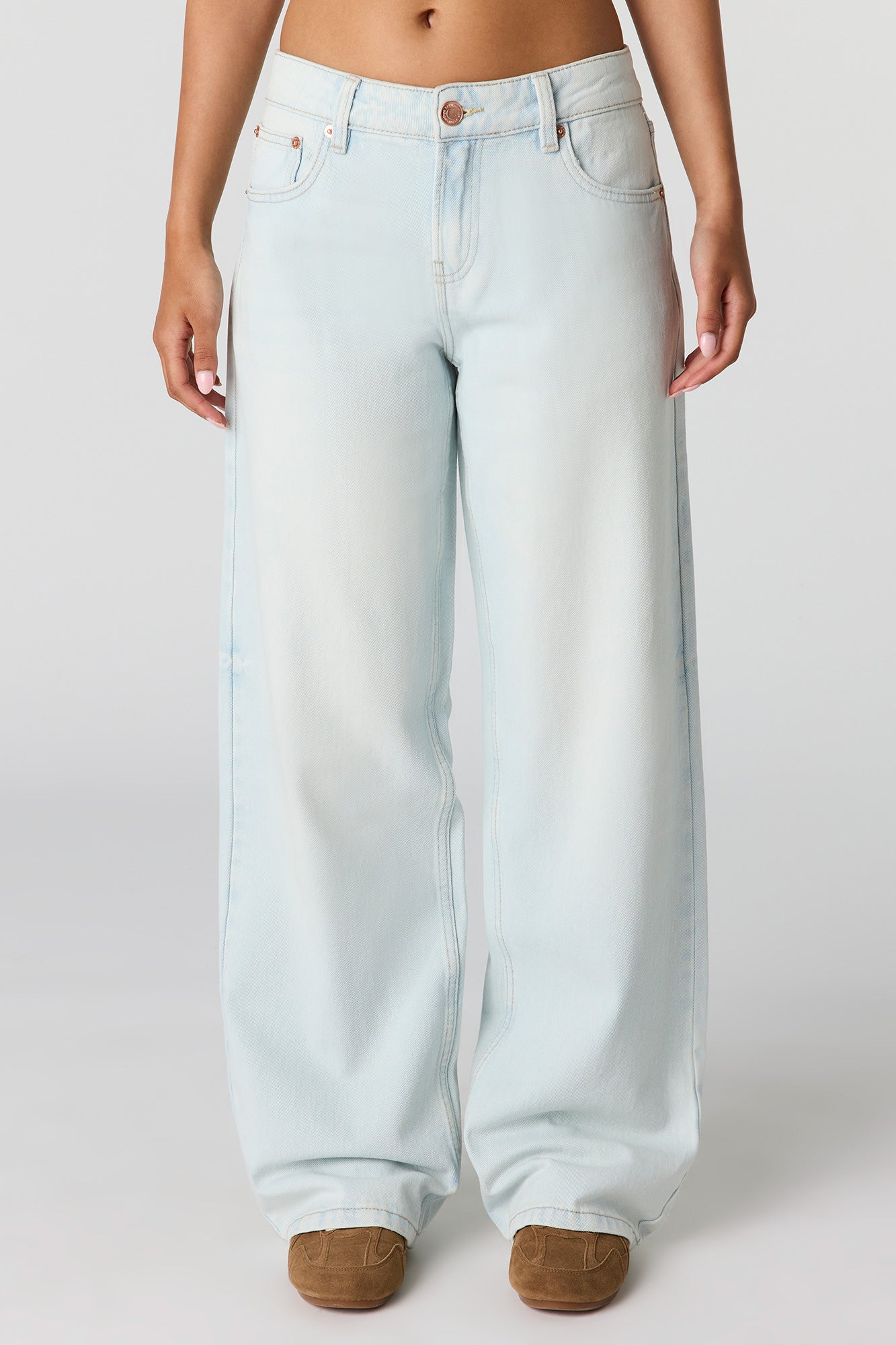 Brooklyn Low Rise Baggy Light Jean