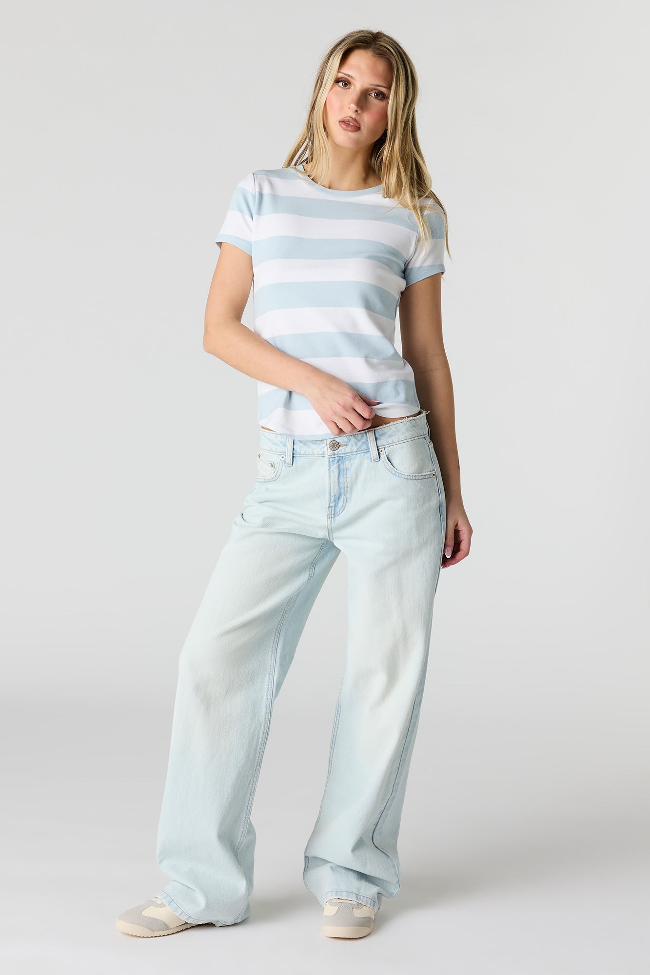 Brooklyn Low Rise Baggy Light Jean