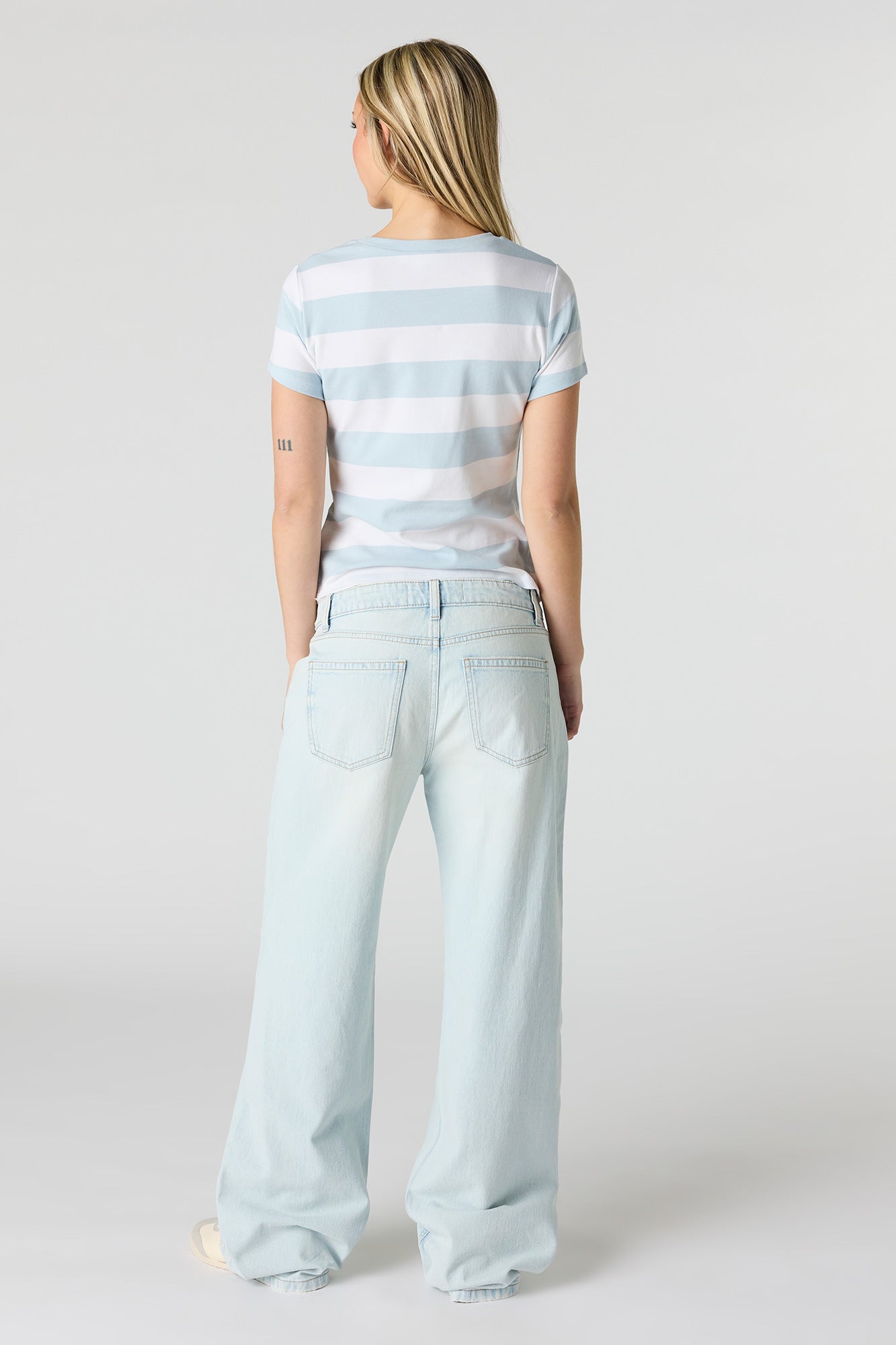 Brooklyn Low Rise Baggy Light Jean