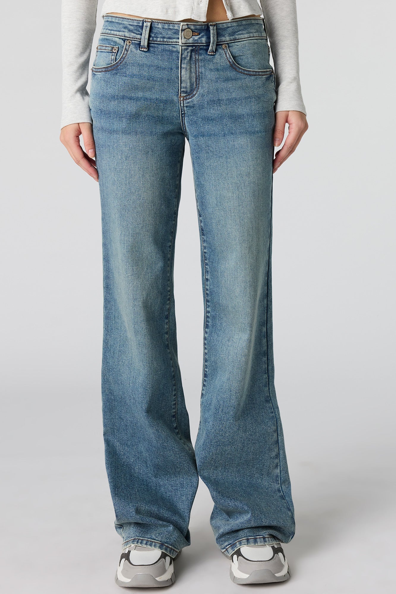 Stretch Low Rise Relaxed Flare Medium Jean