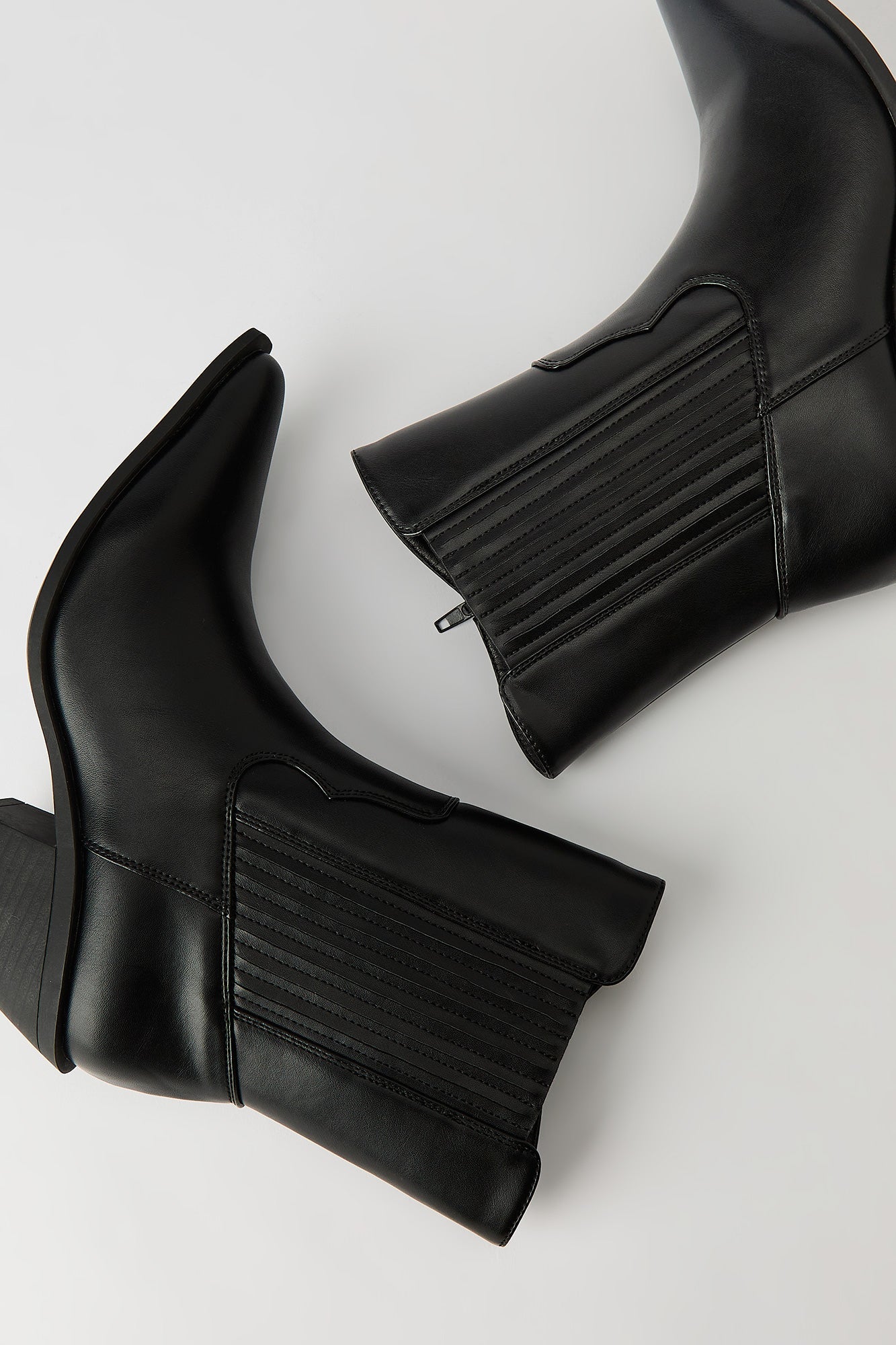 Western Heeled Boot