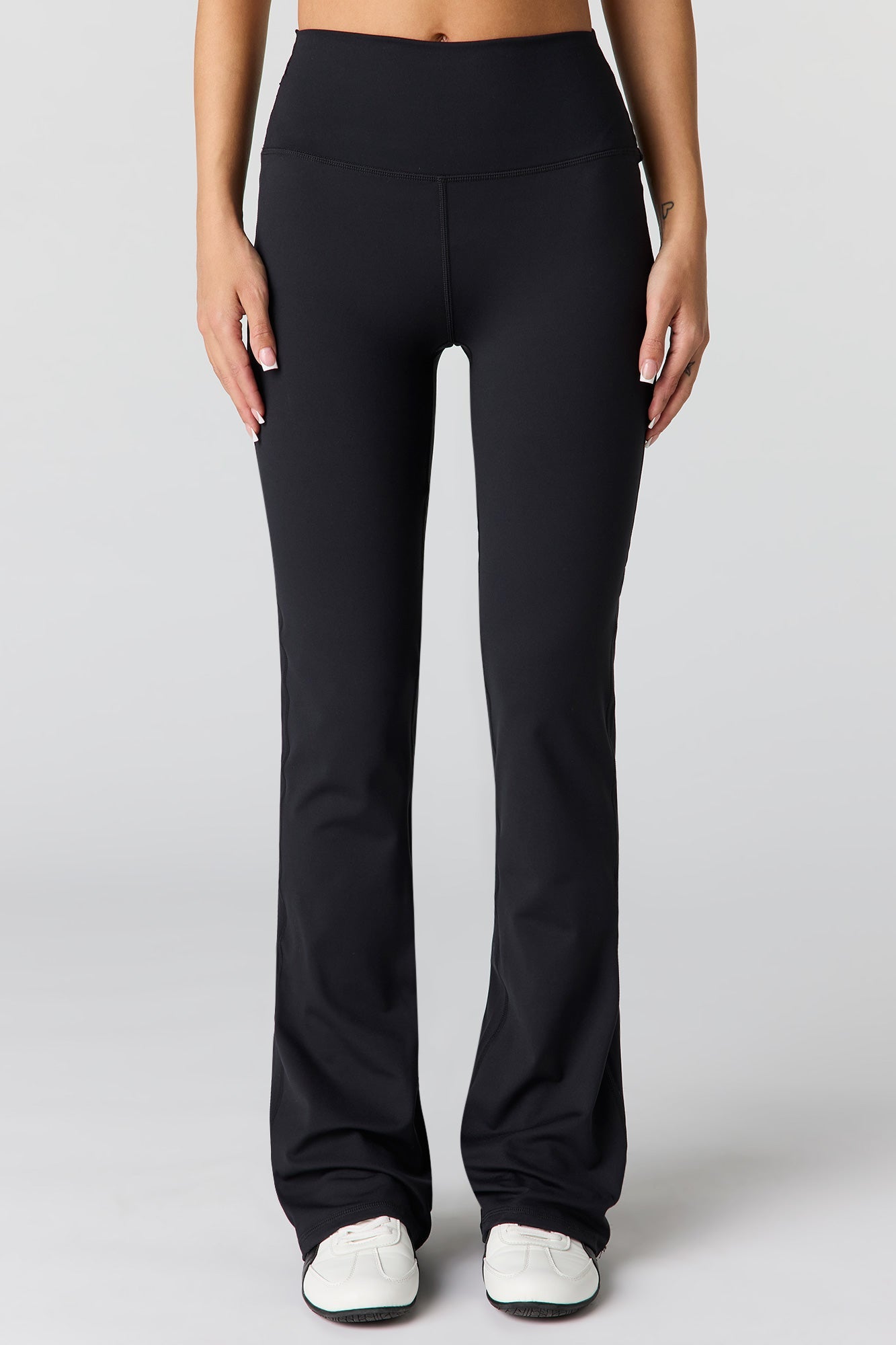 U/A Flare Legging
