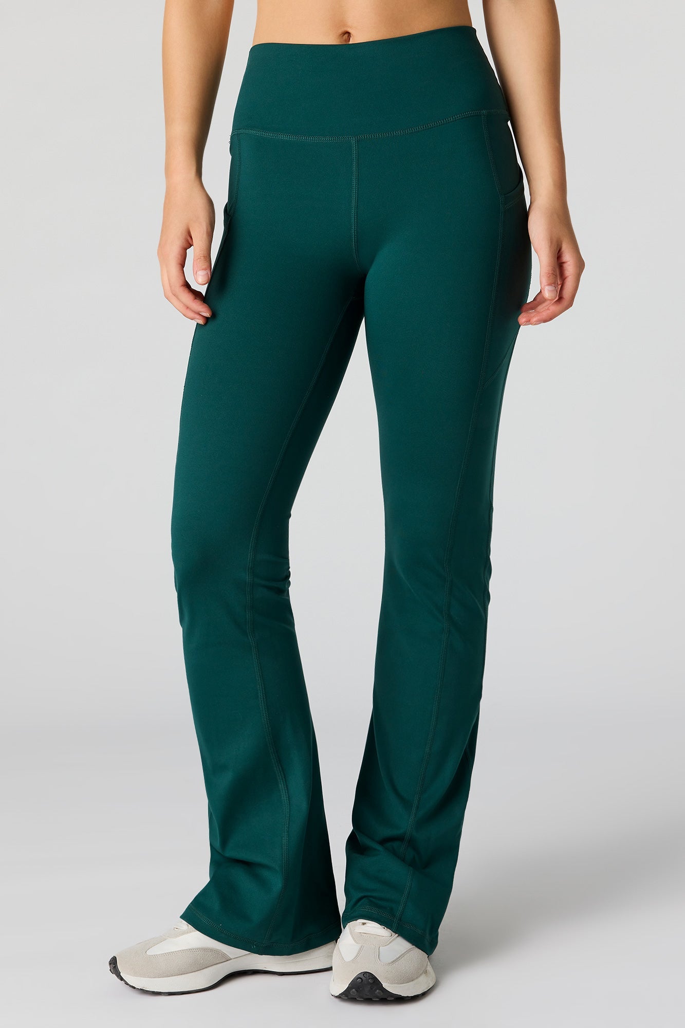 U/A Flare Pant