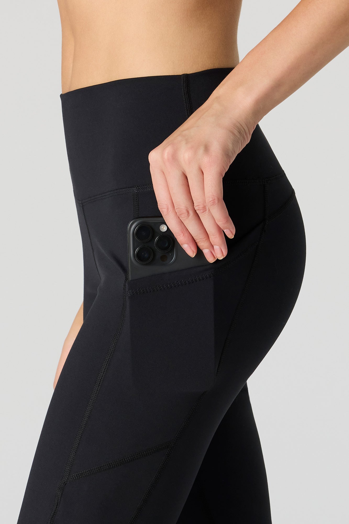 U/A Flare Pant