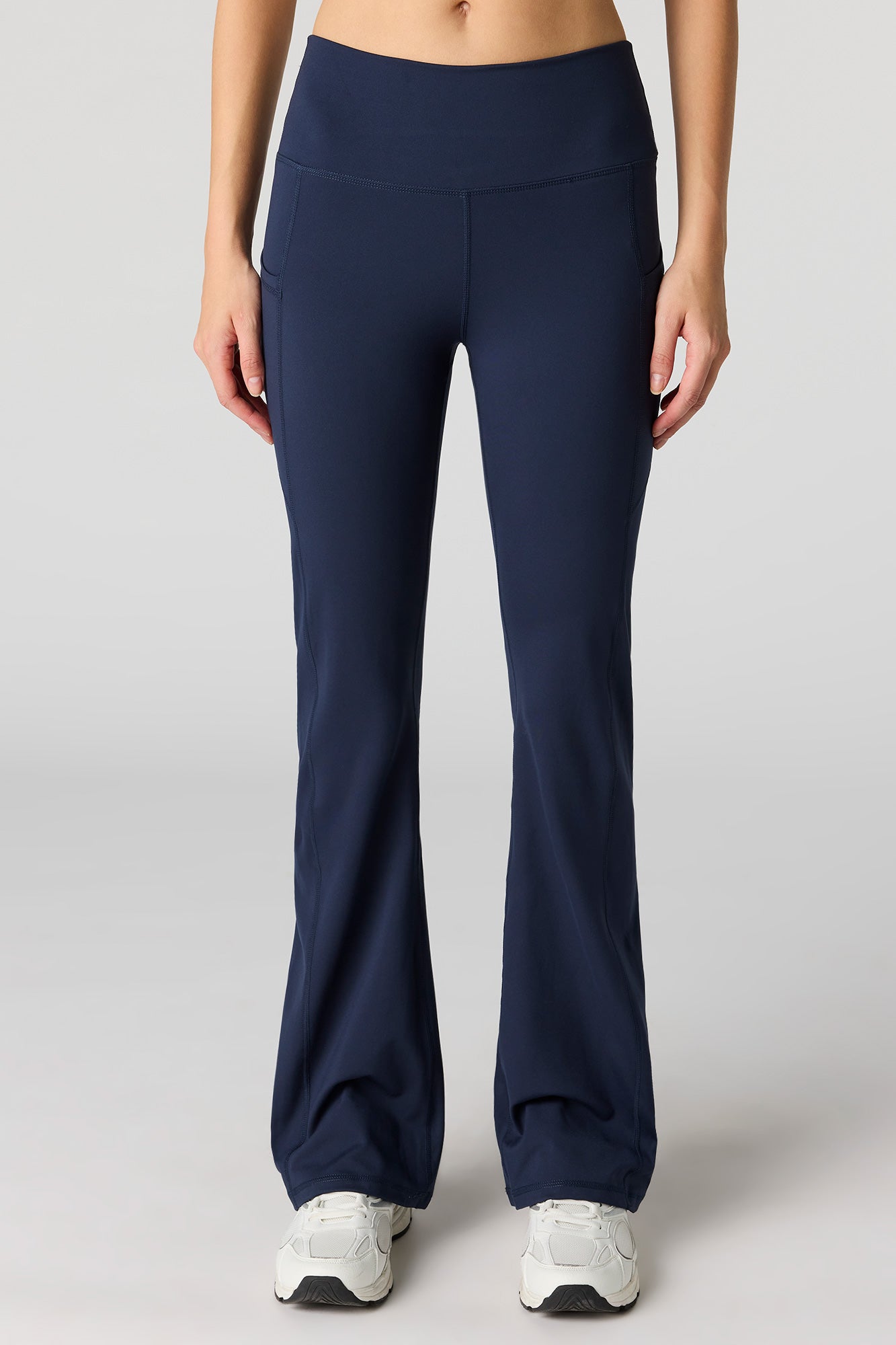 U/A Flare Pant