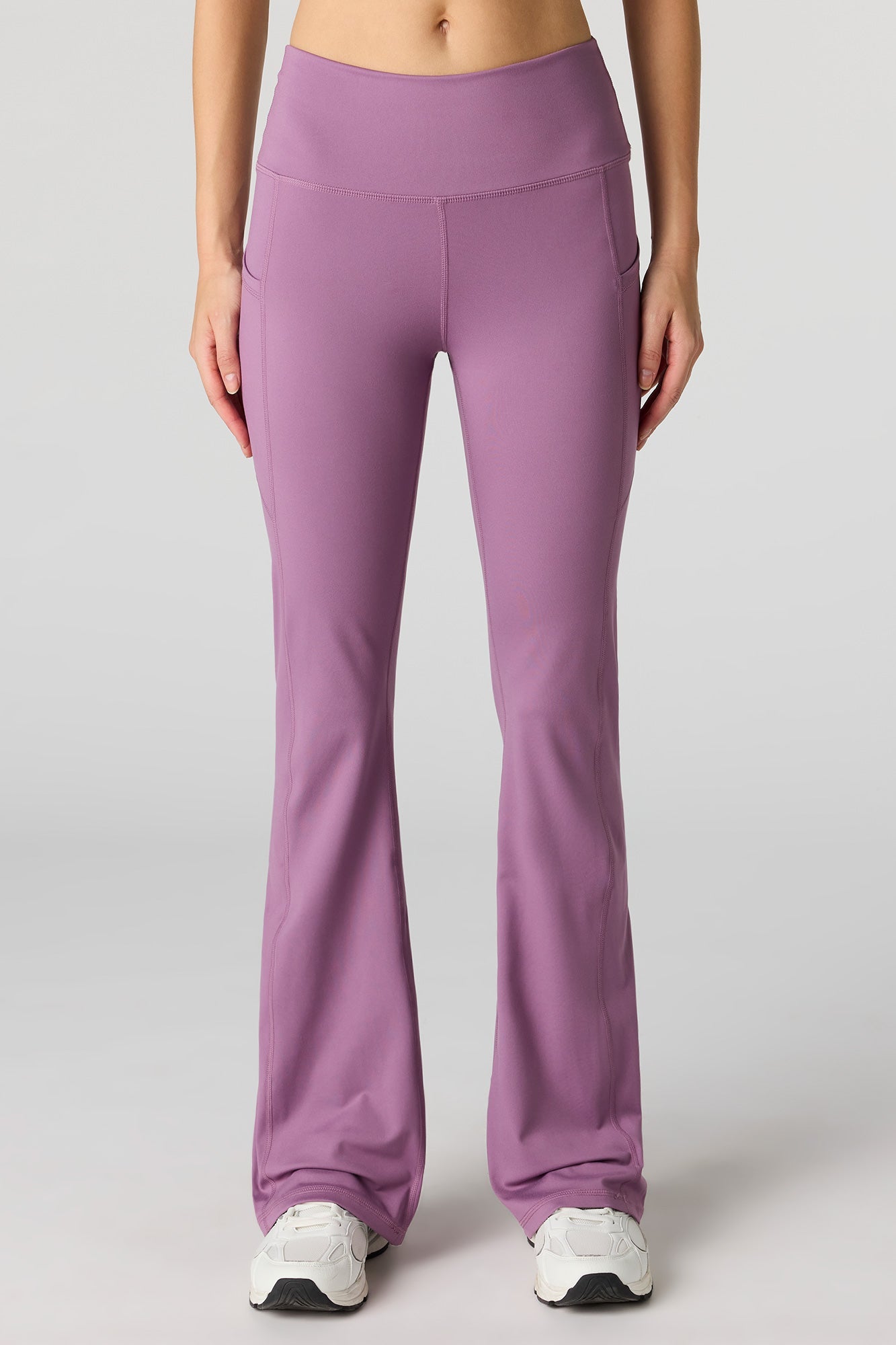 U/A Flare Pant