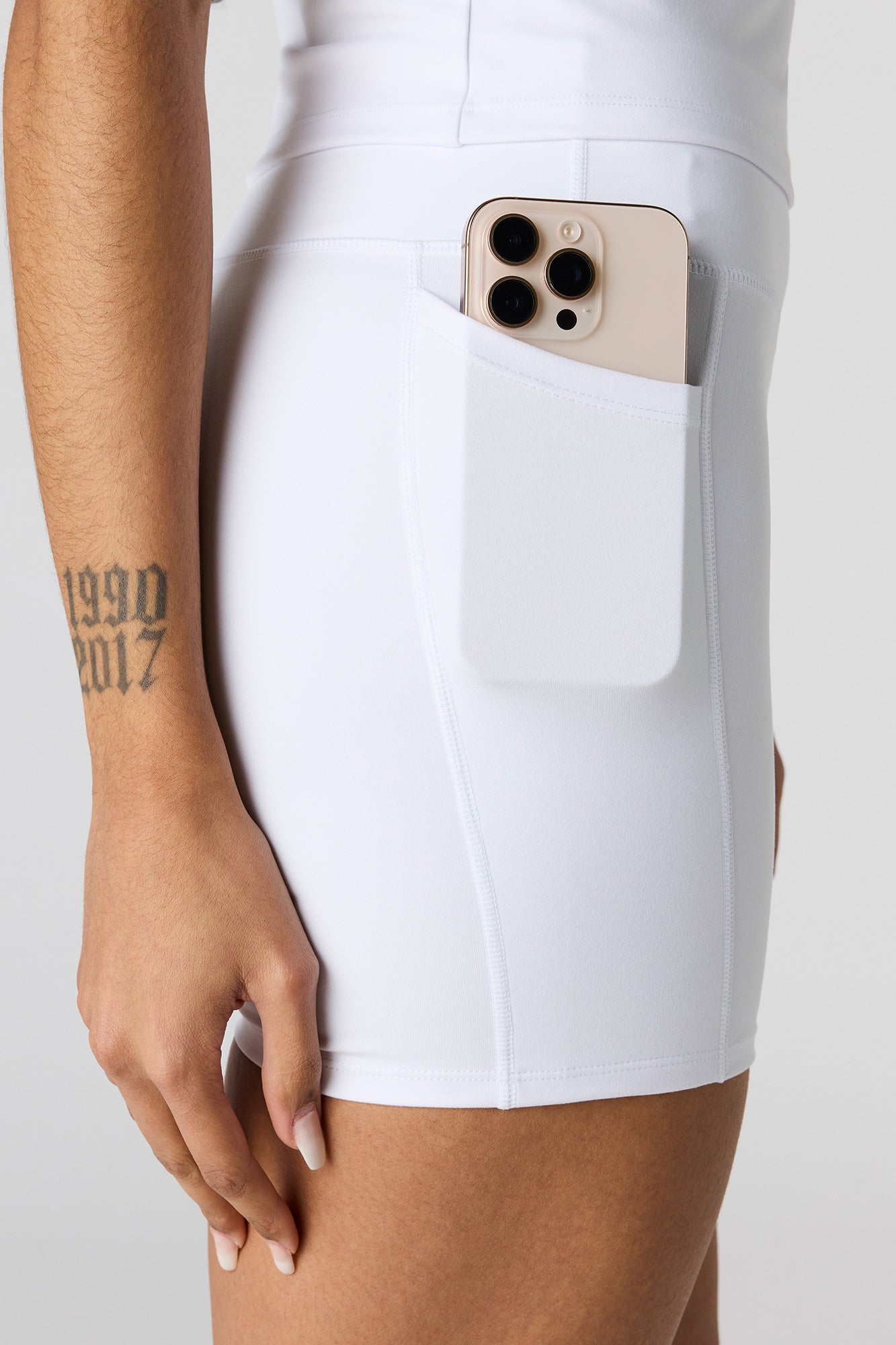 U/A Side Pocket Short 4"