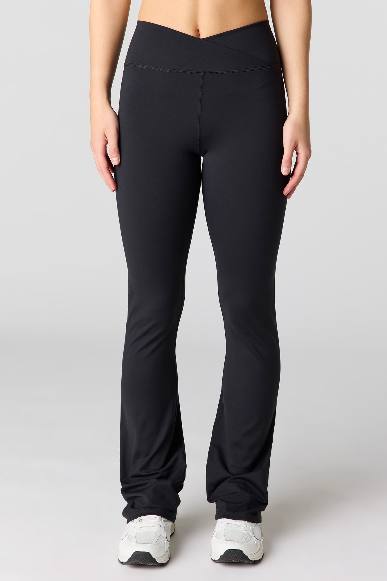 U/A Flare Pant with Pocket