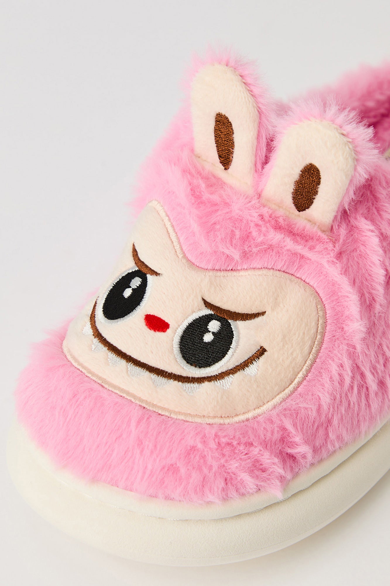 Alabebé 3D Fuzzy Slippers