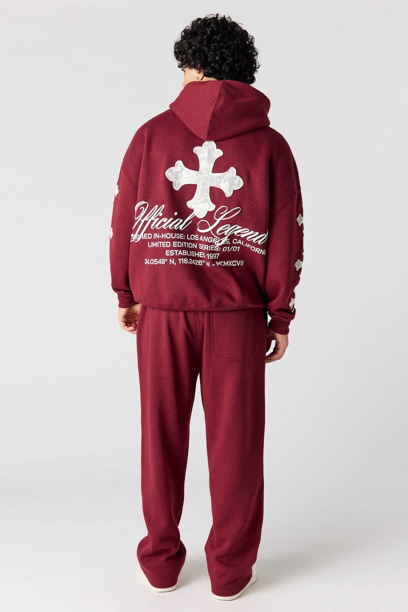 Graphic Fleece Wide Leg Sweatpant