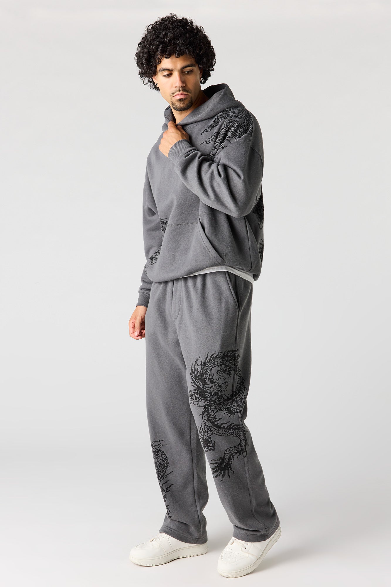 Graphic Fleece Wide Leg Sweatpant